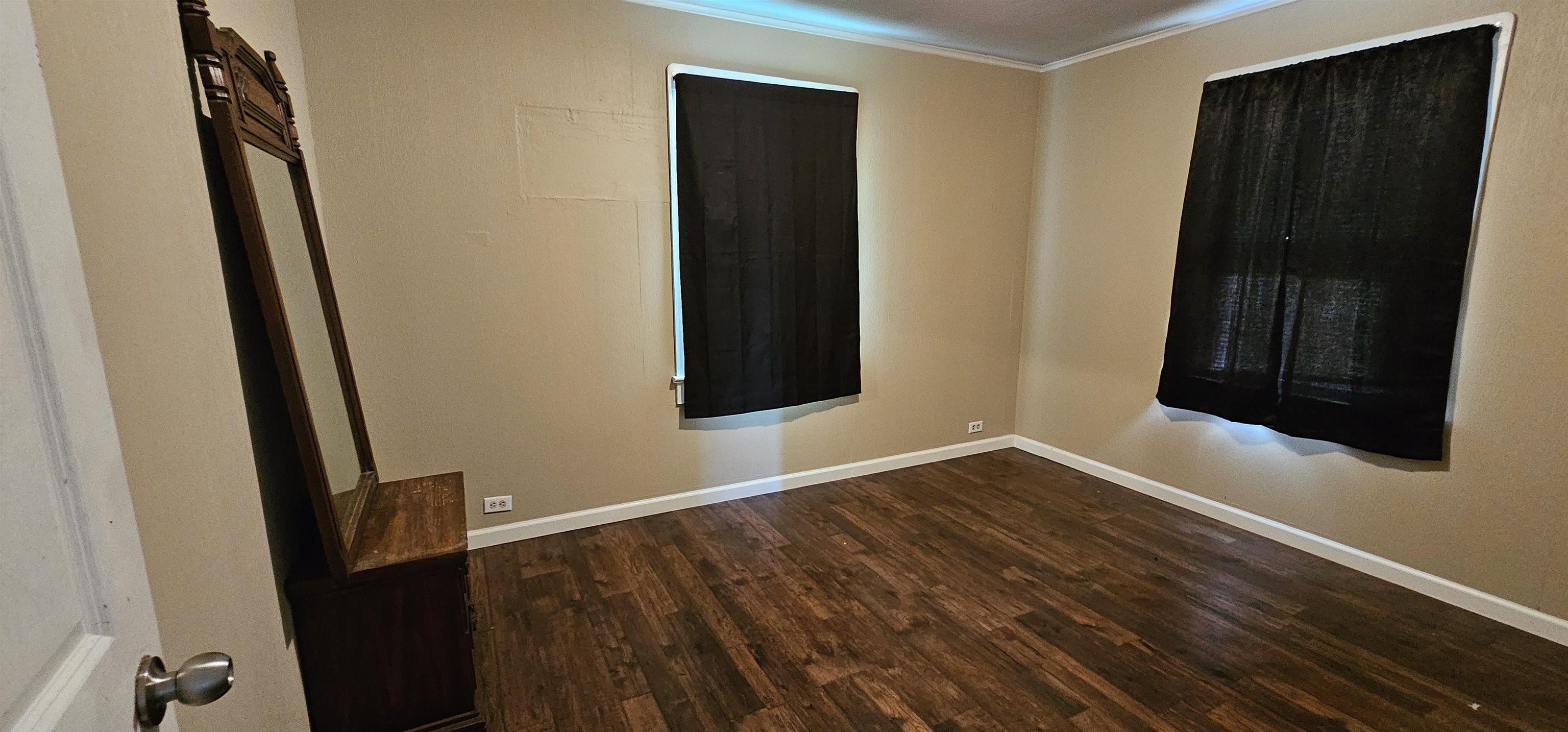 14951 East Main Street
