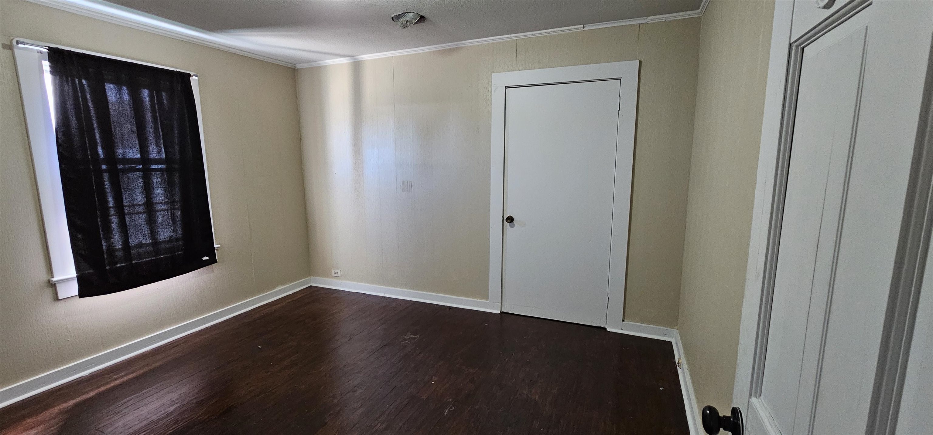 14951 East Main Street
