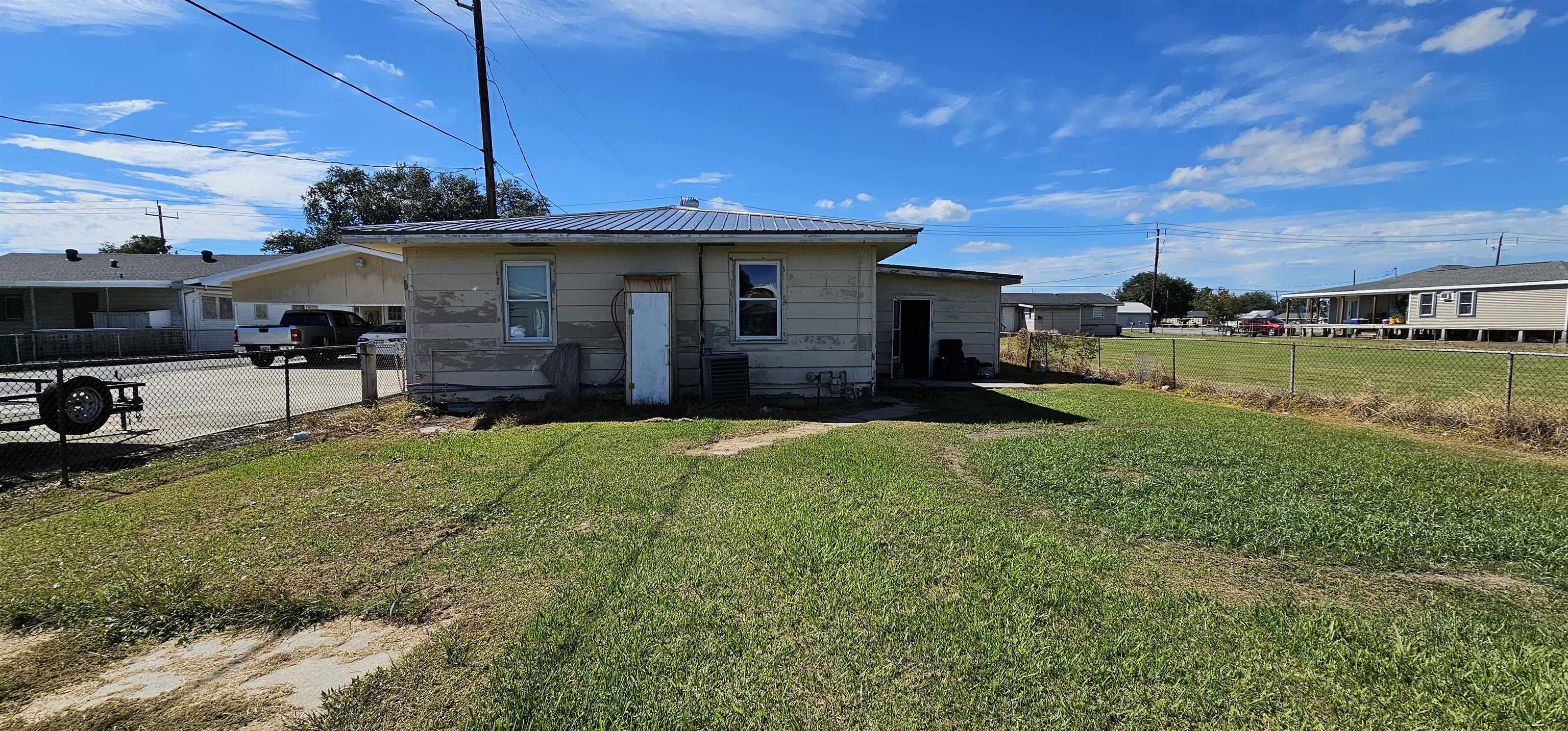 14951 East Main Street