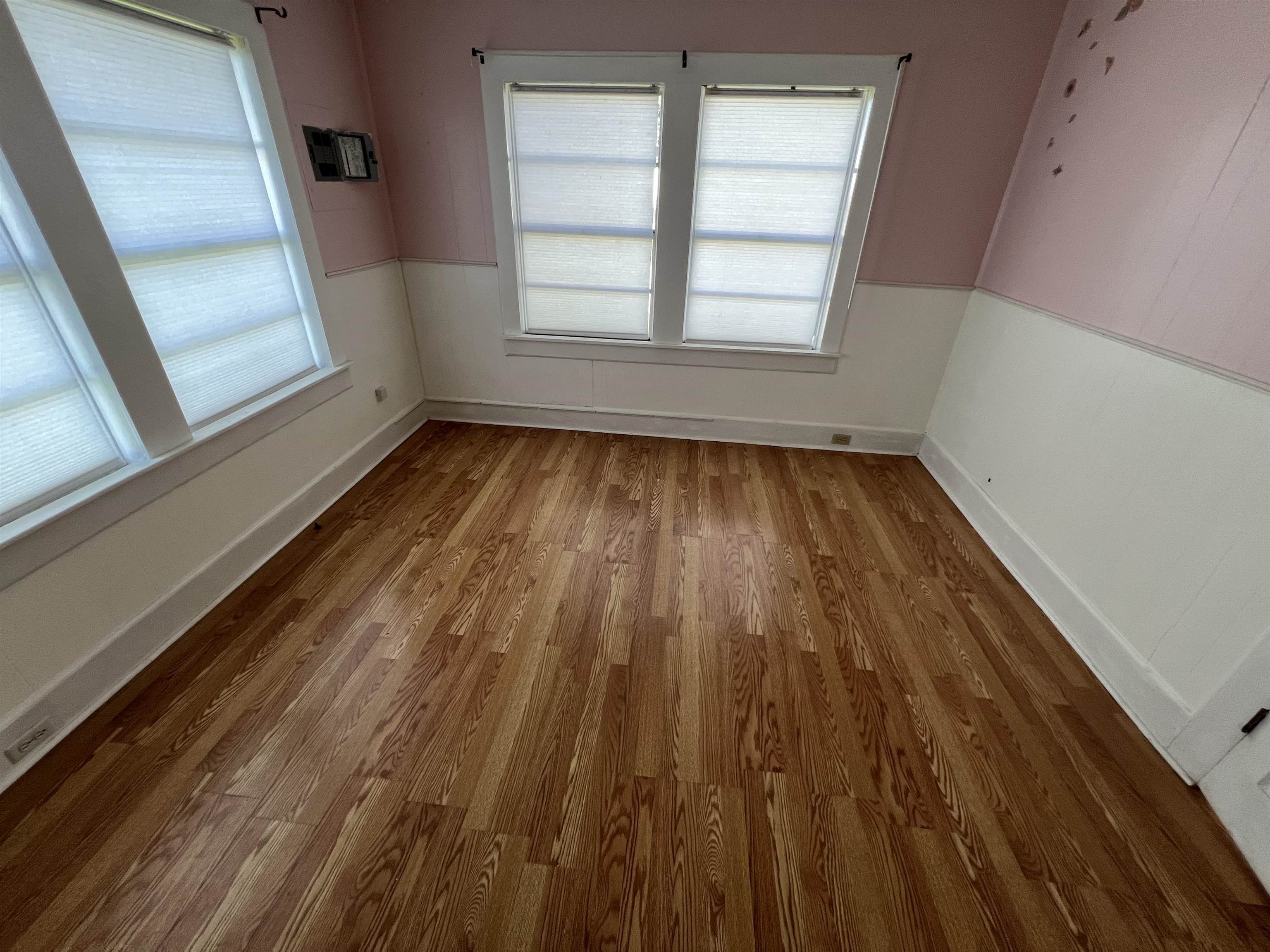 828 Elm