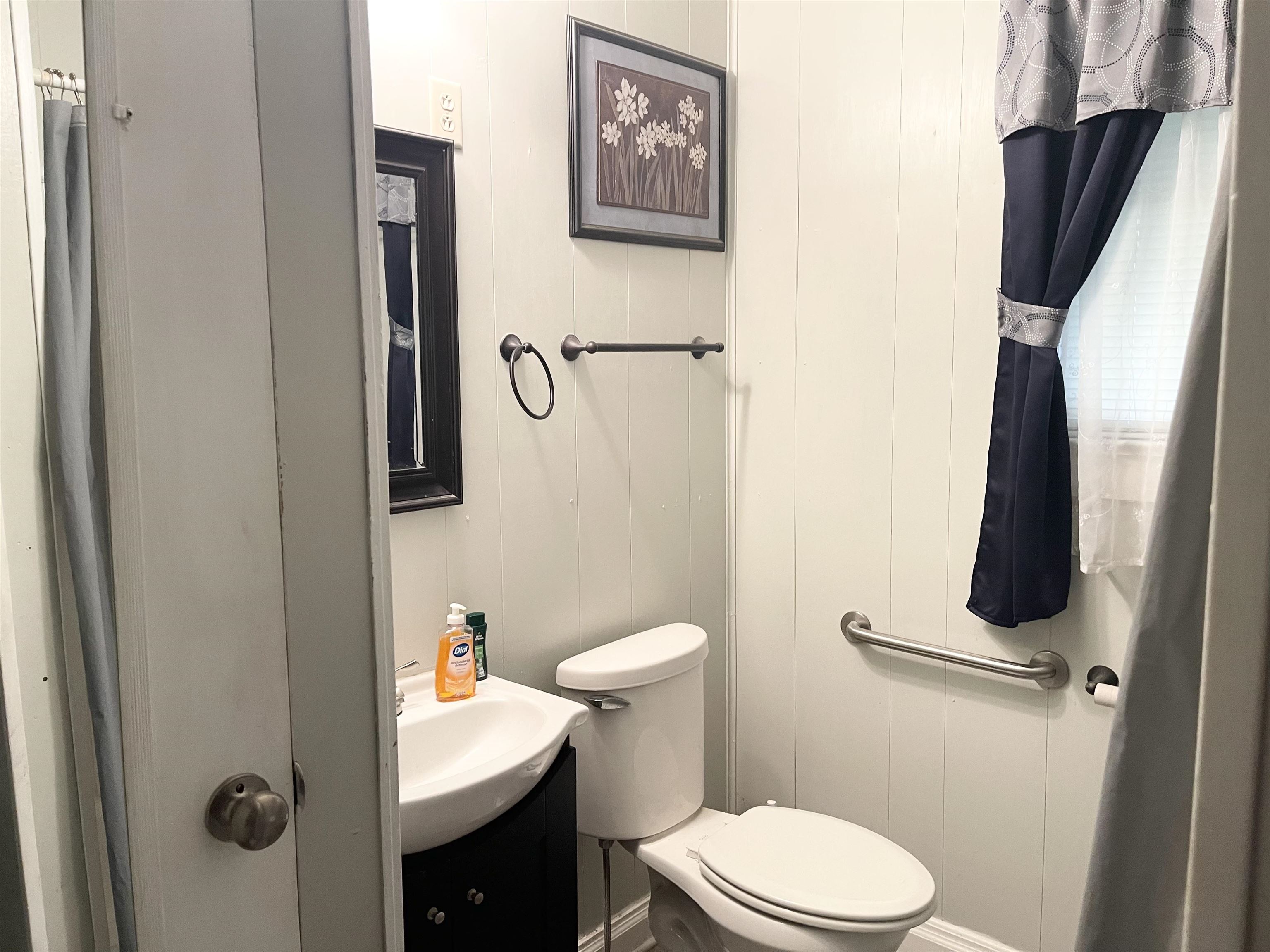 1204 Acadian Dr