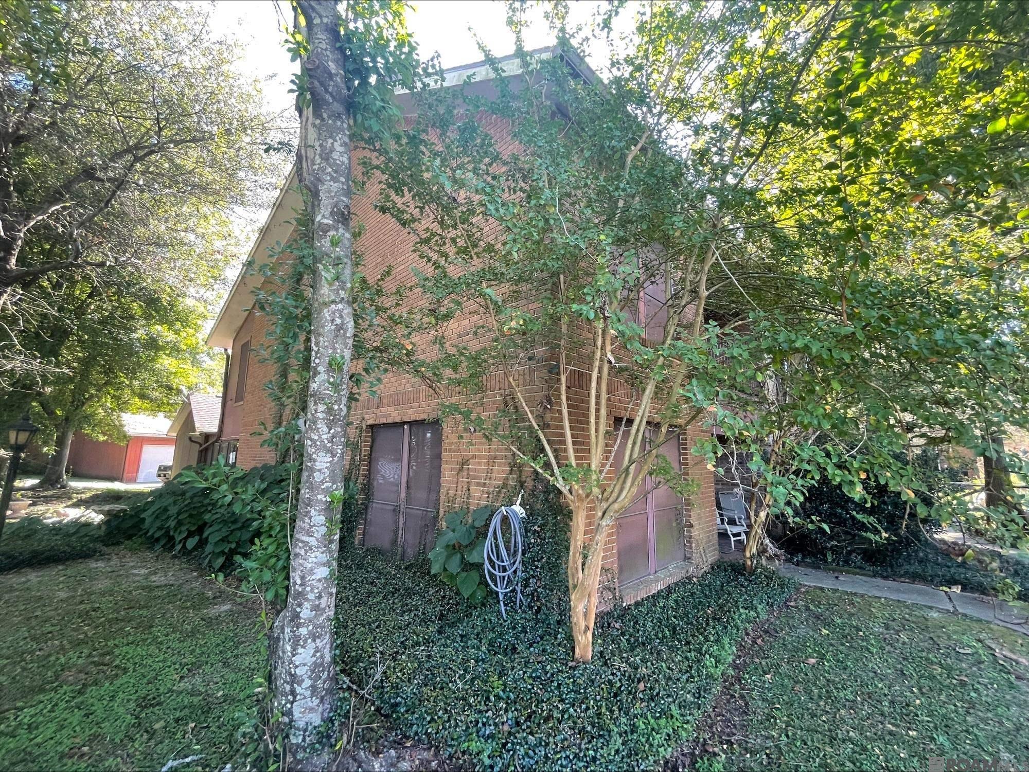 2419 Aubin Ln