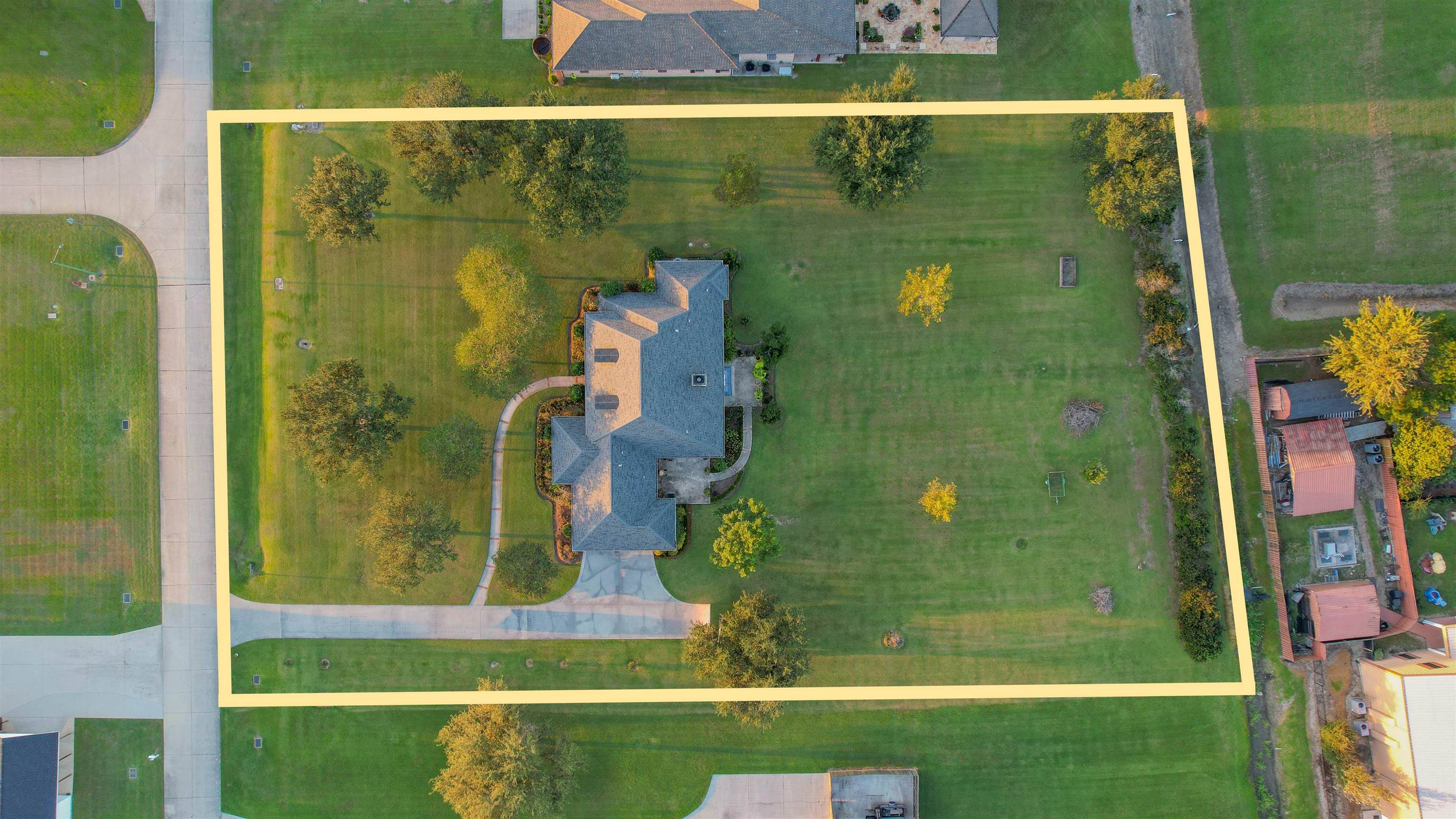 121 Norwood Dr