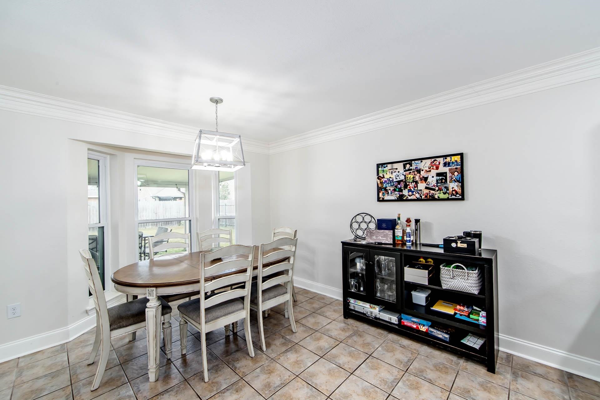 302 Lancaster Dr