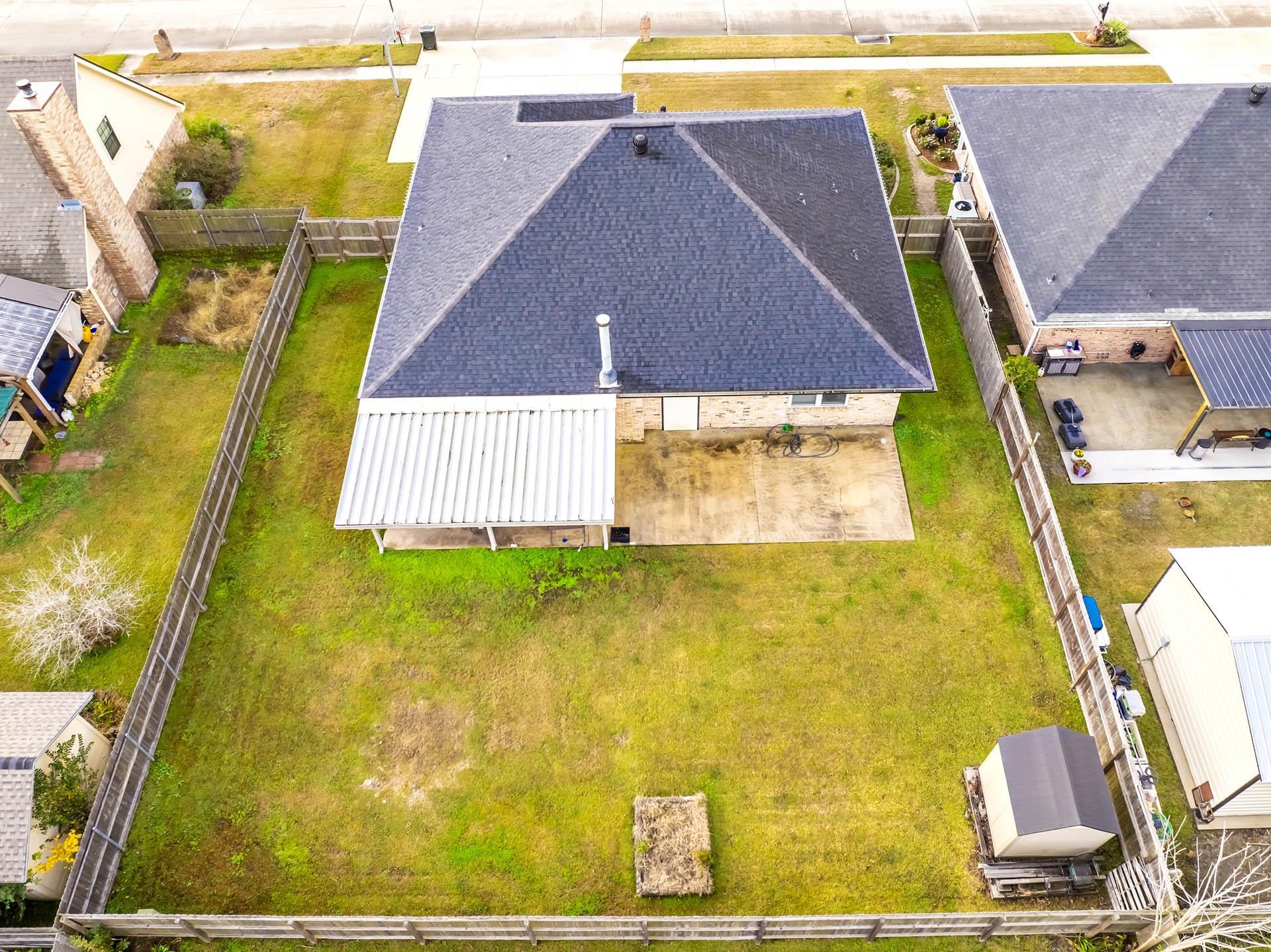 302 Lancaster Dr