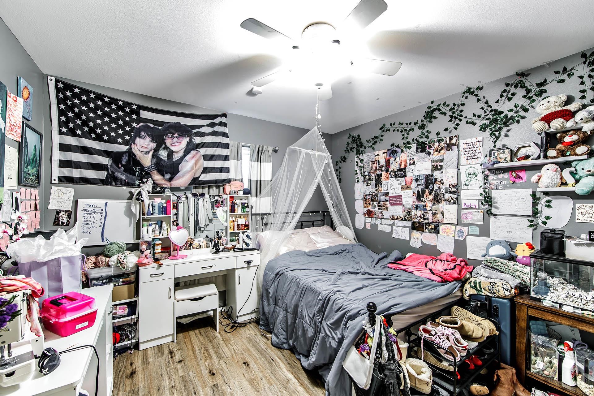 302 Lancaster Dr