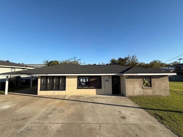 305 Rose Mary Avenue
