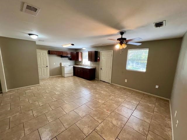 12690 Canterbury Dr