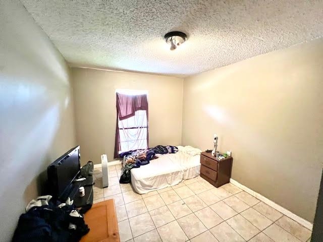 13760 Chalmette Ave