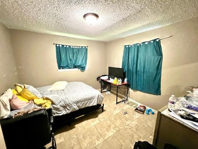 1123 Arcadia Dr