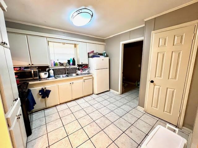 7242 Perimeter Dr