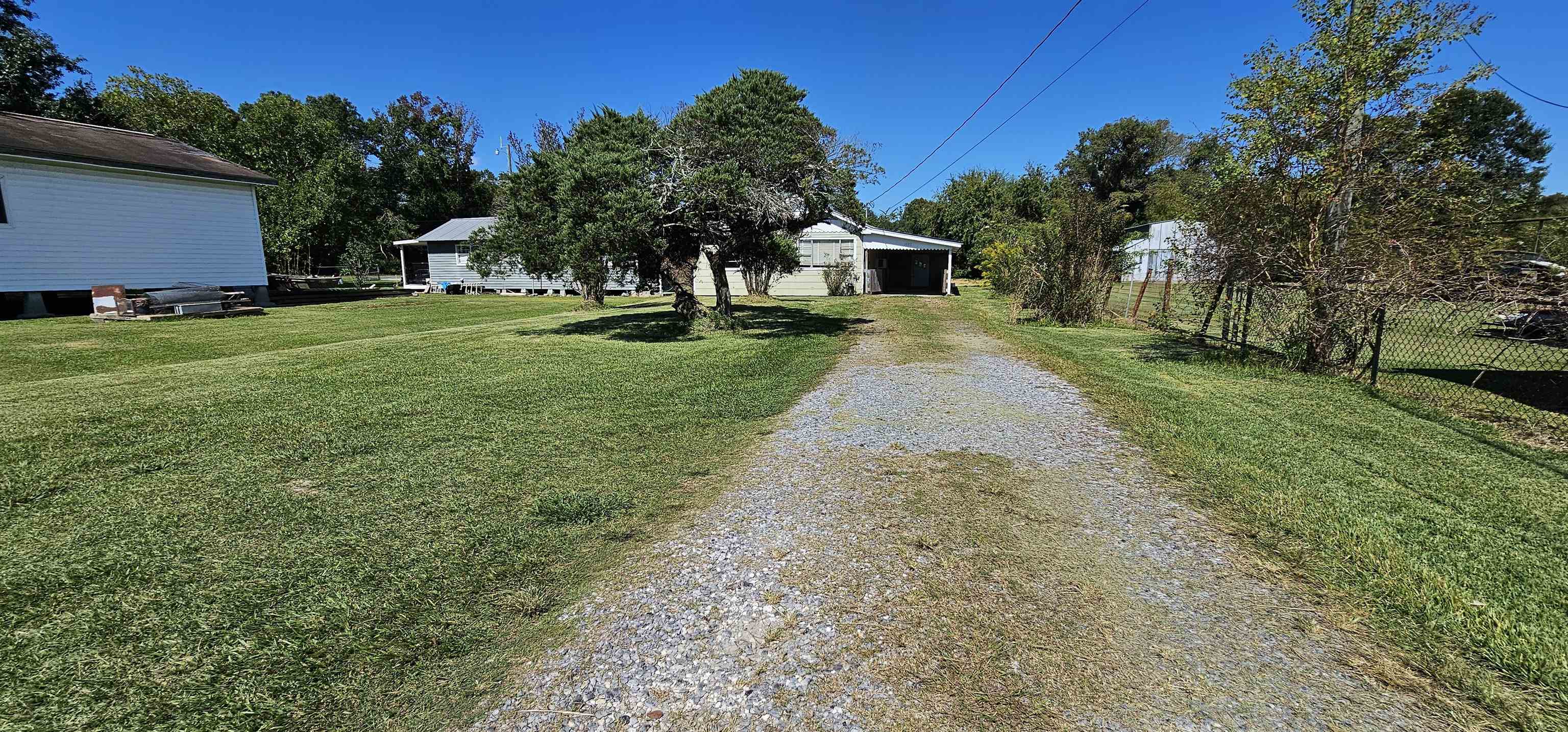 1587 Choctaw Rd