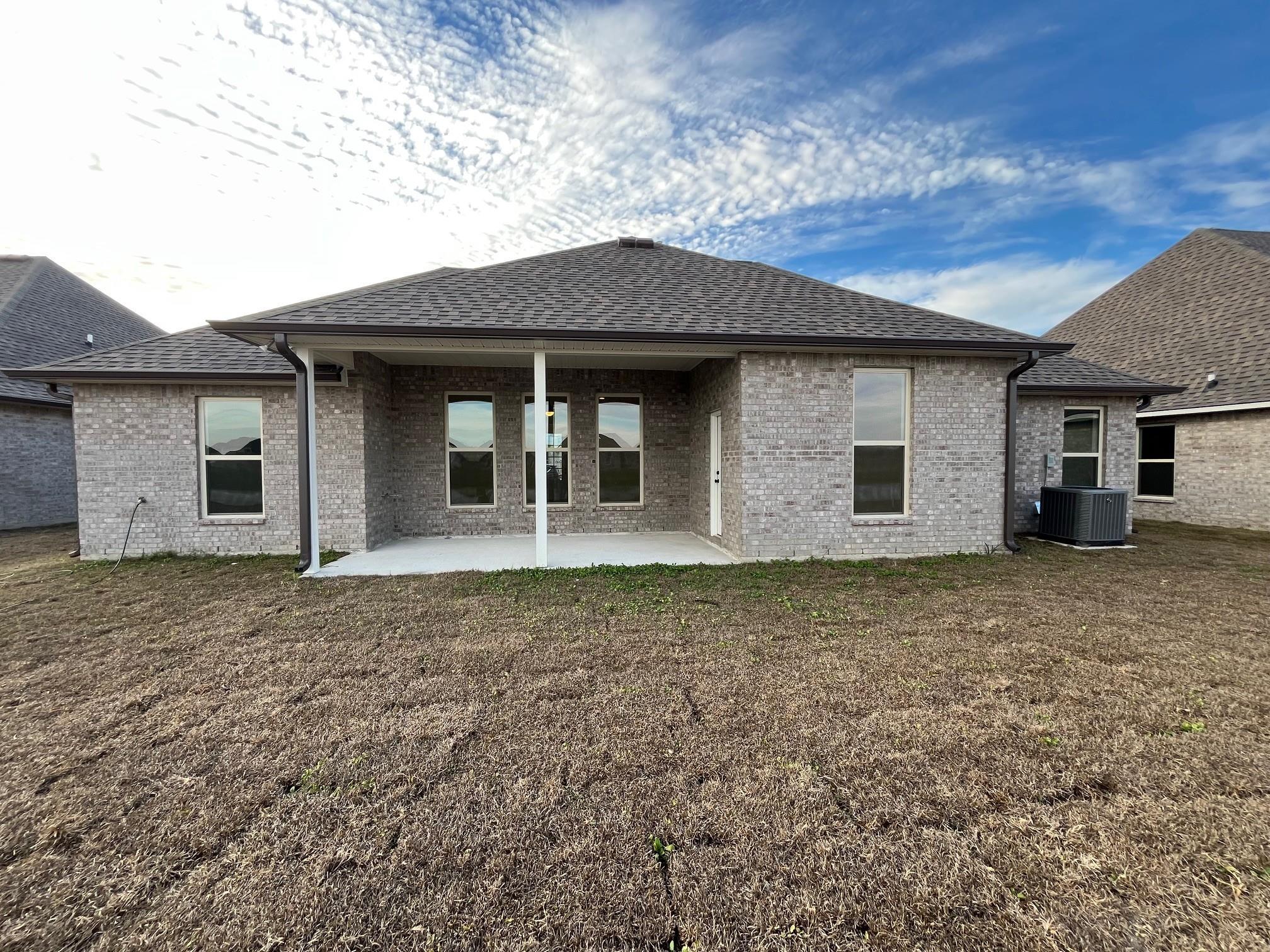 128 Spring Grove Loop