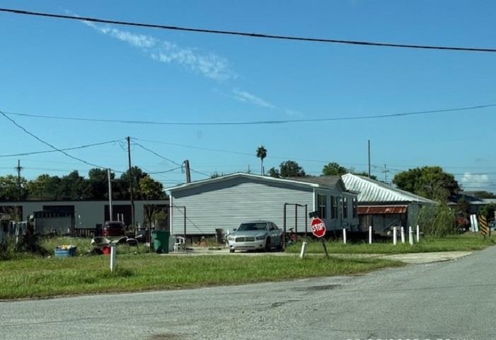 114 E Fontinelle Street