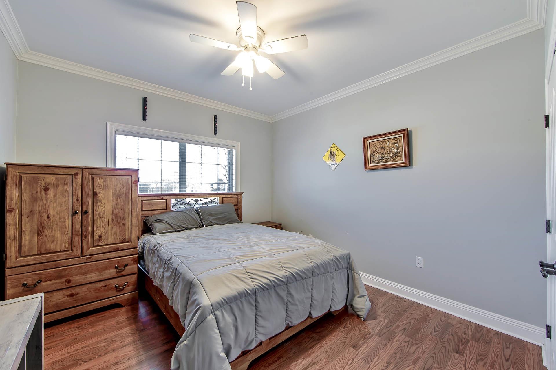 182 Lansdown Drive