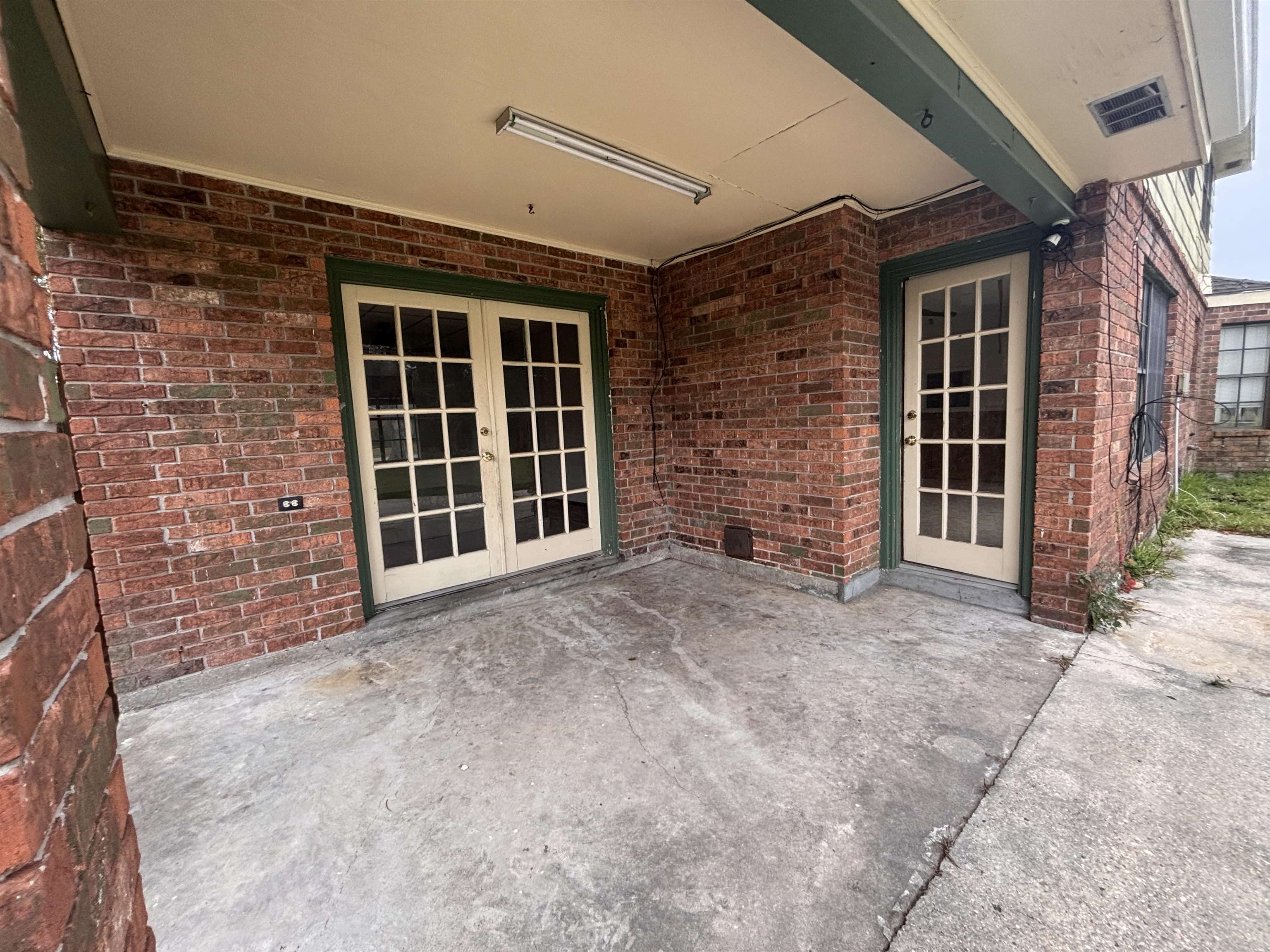 137 Glenhill Drive