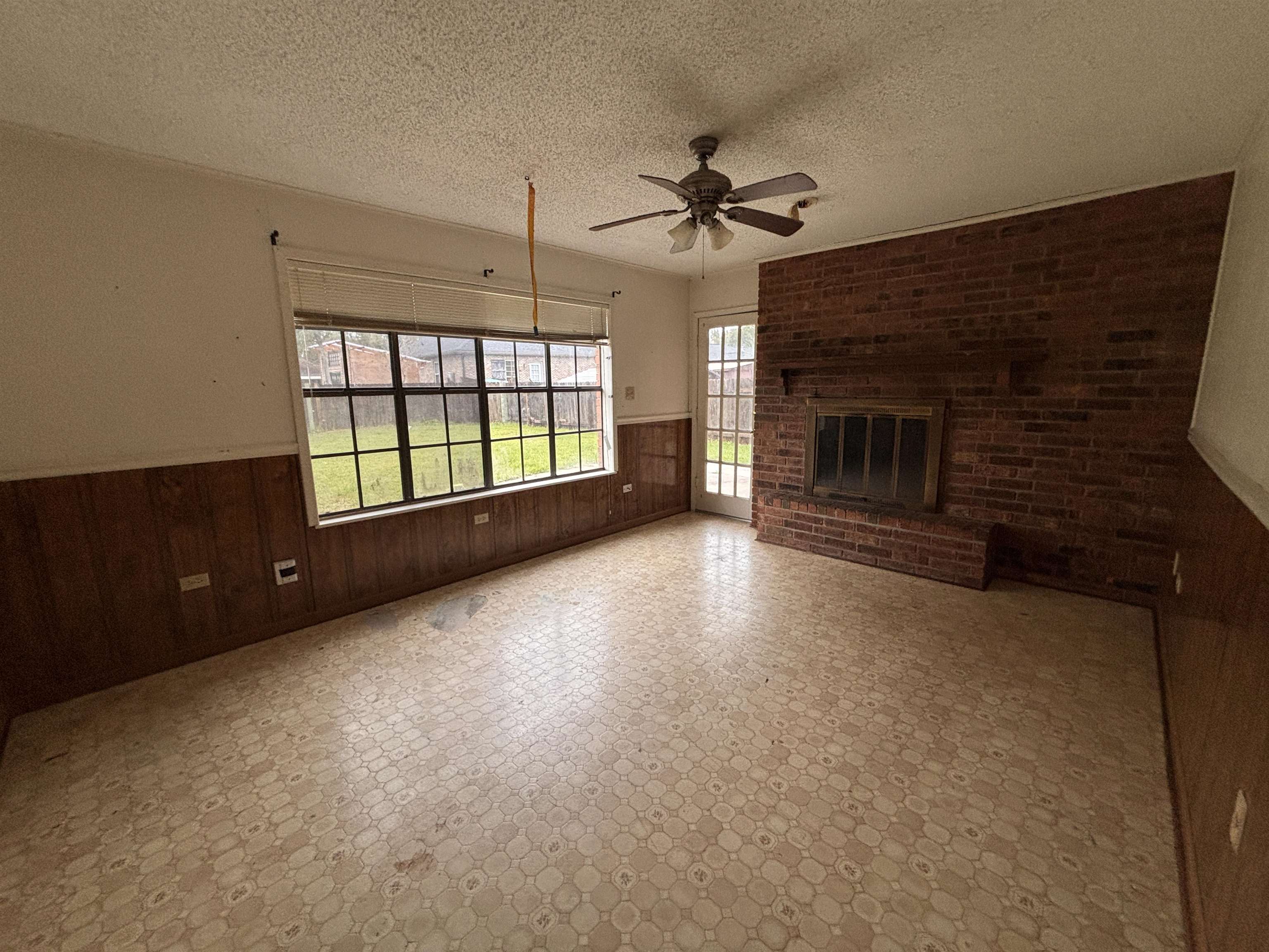 137 Glenhill Drive