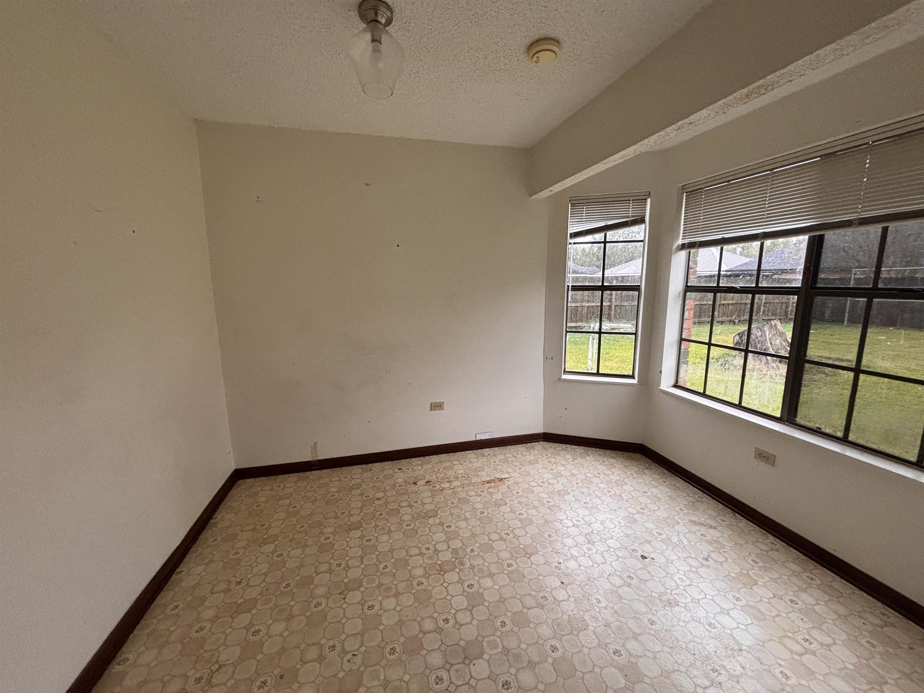137 Glenhill Drive