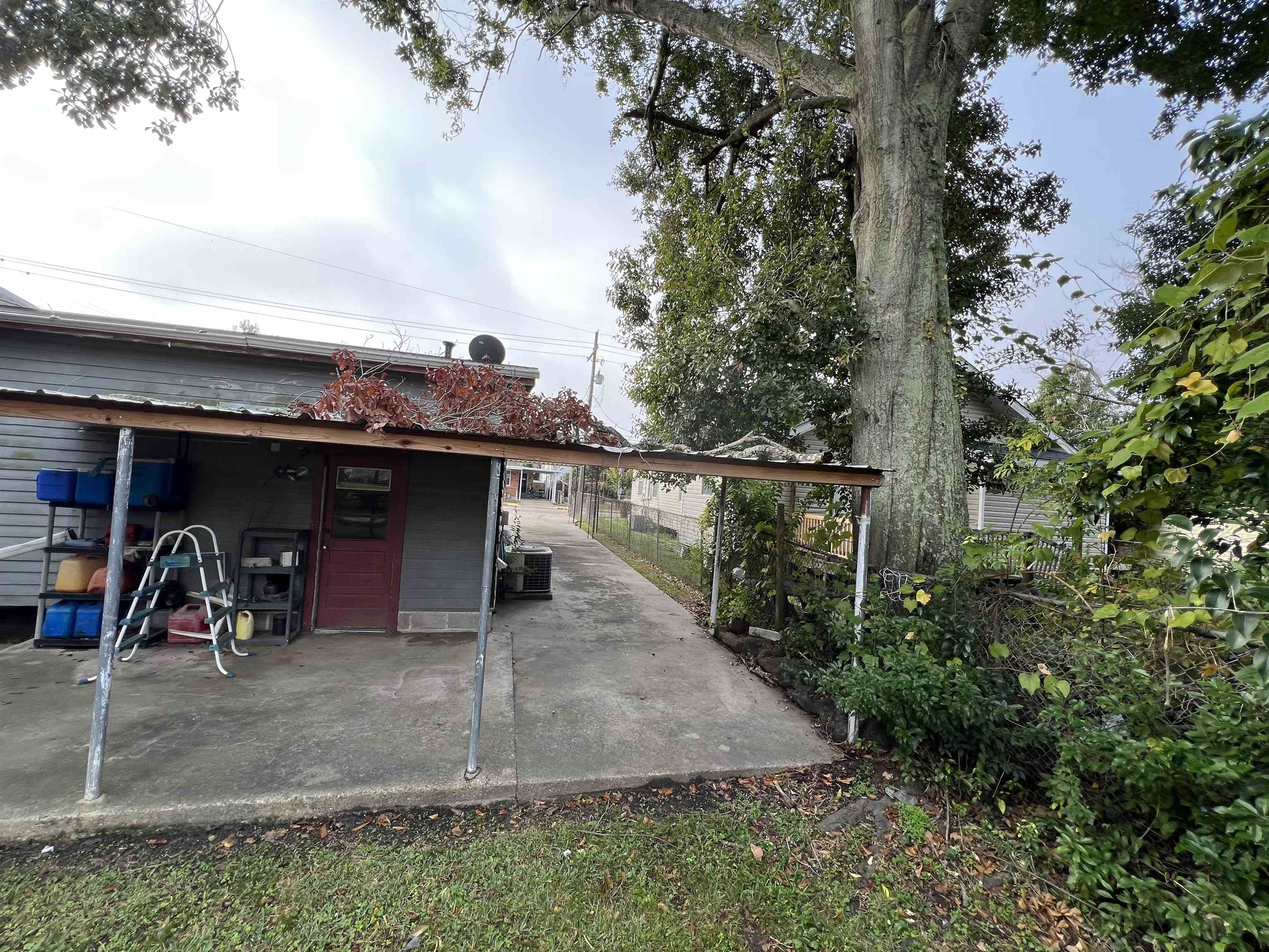 517 Point St