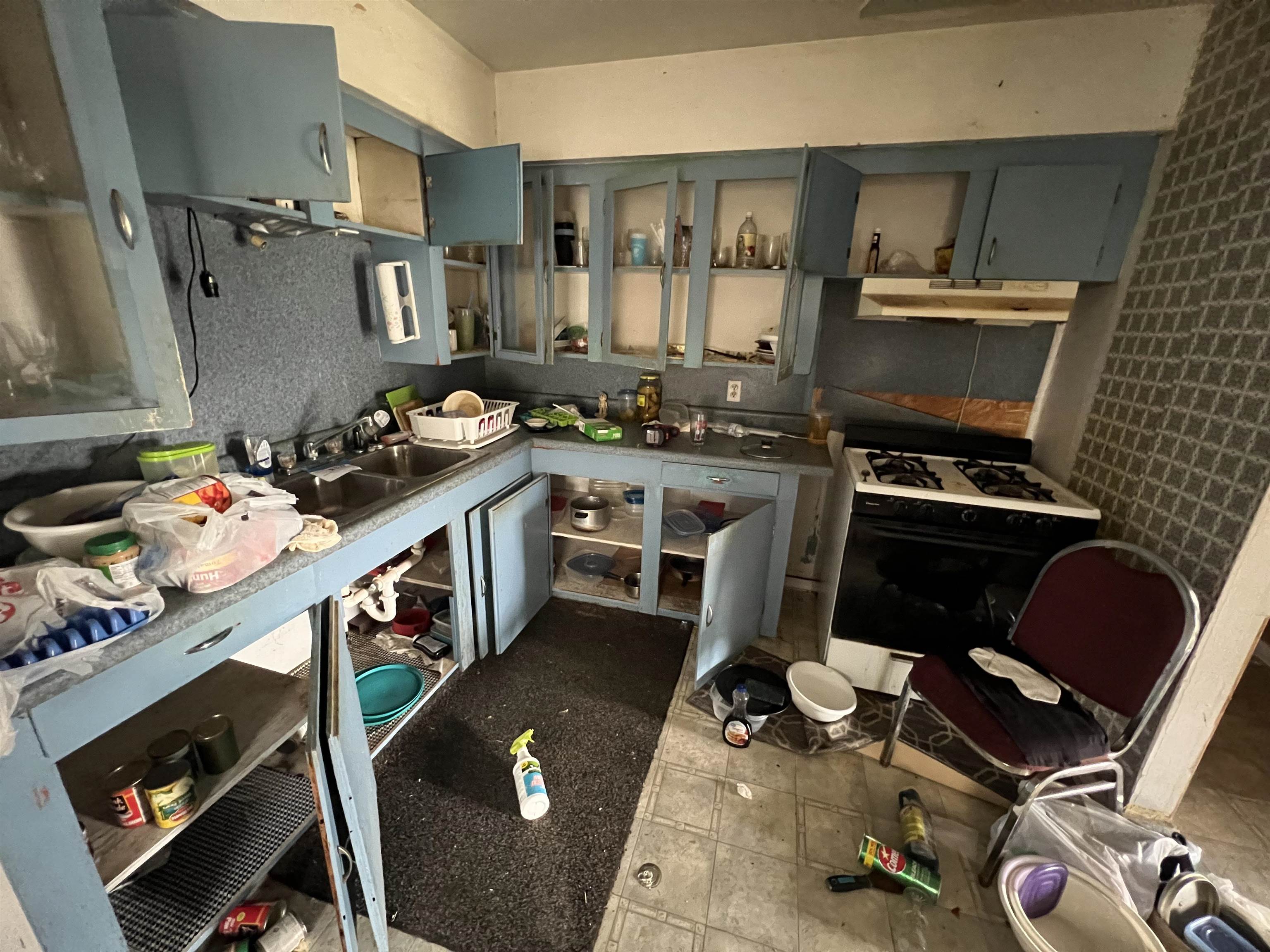 517 Point St