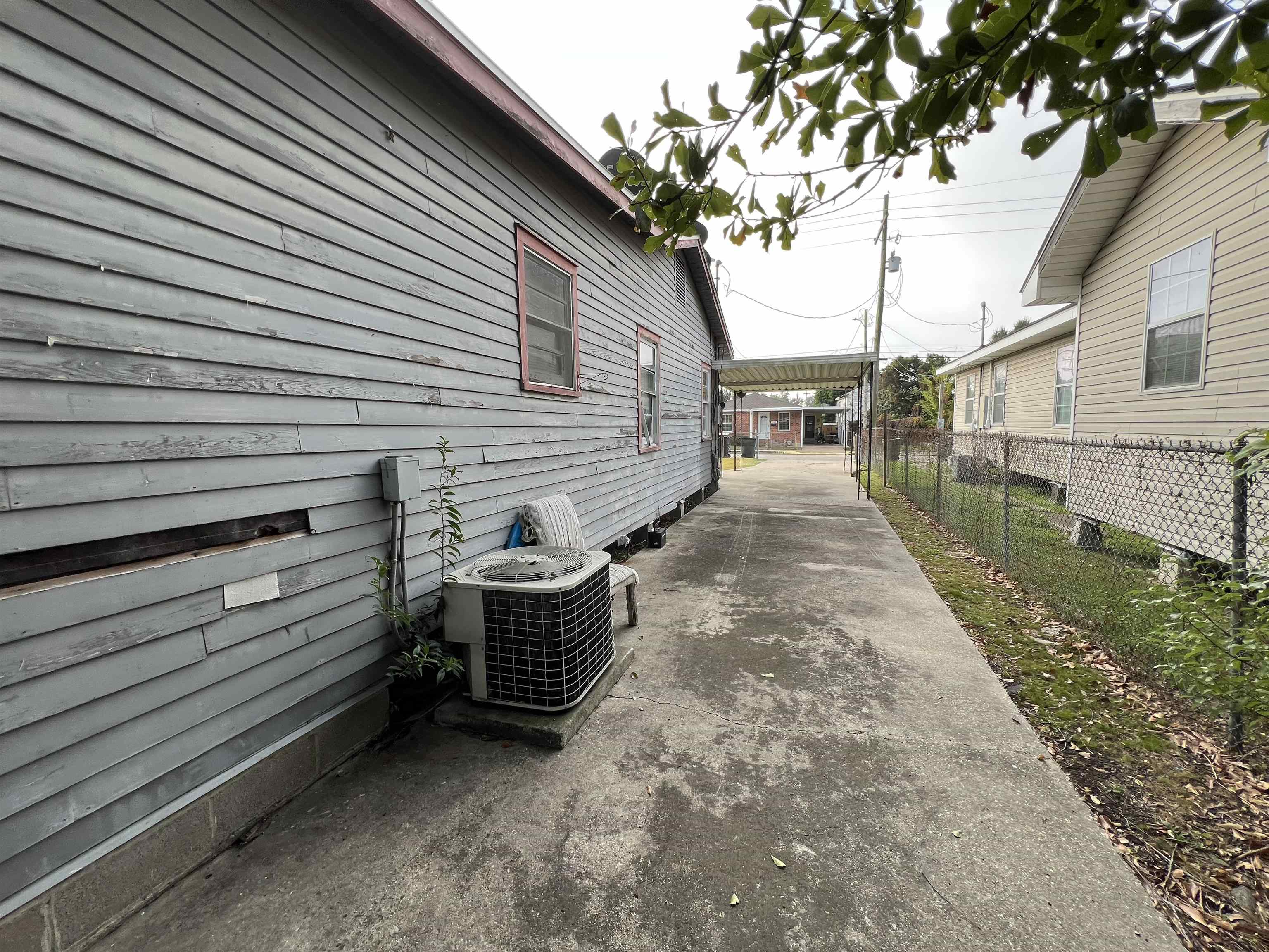 517 Point St