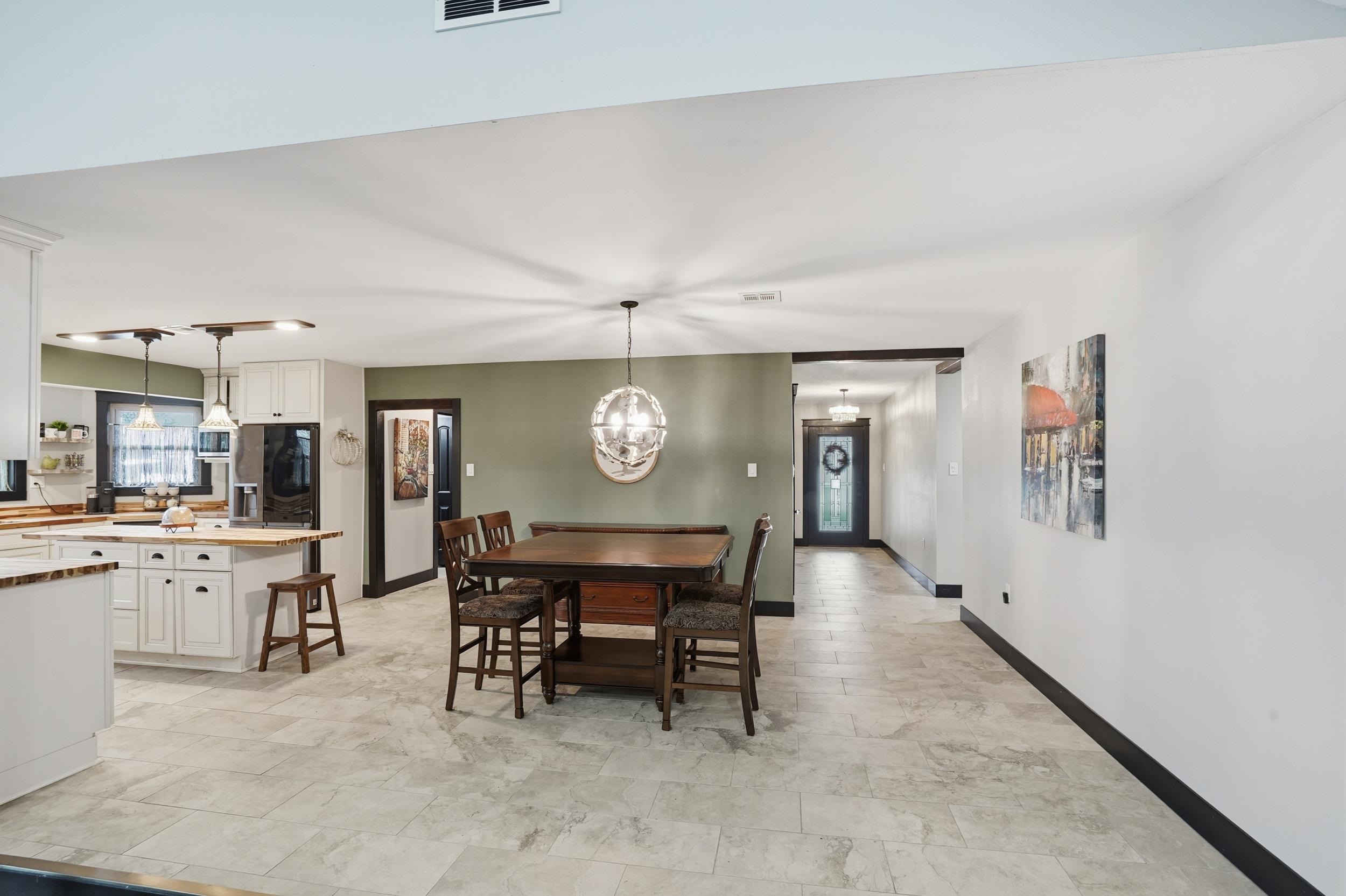 307 Wayside Dr