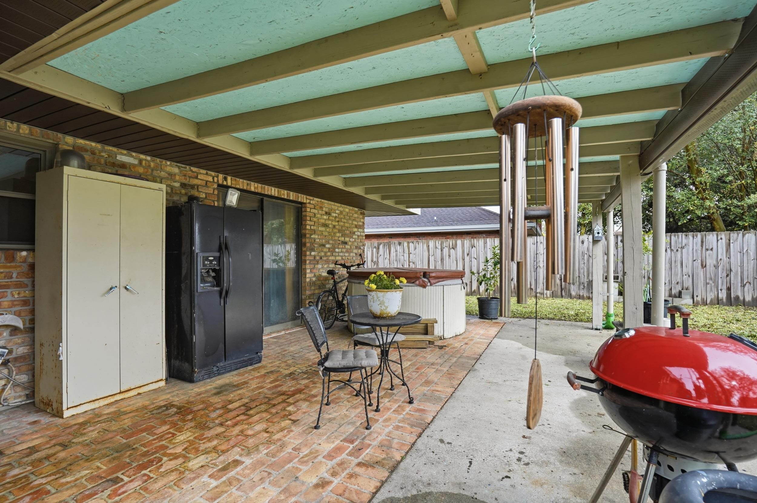 307 Wayside Dr