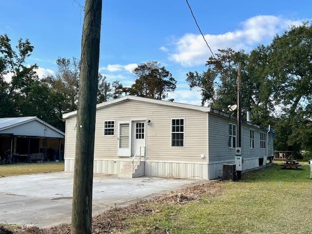 119 Beniot Crossing