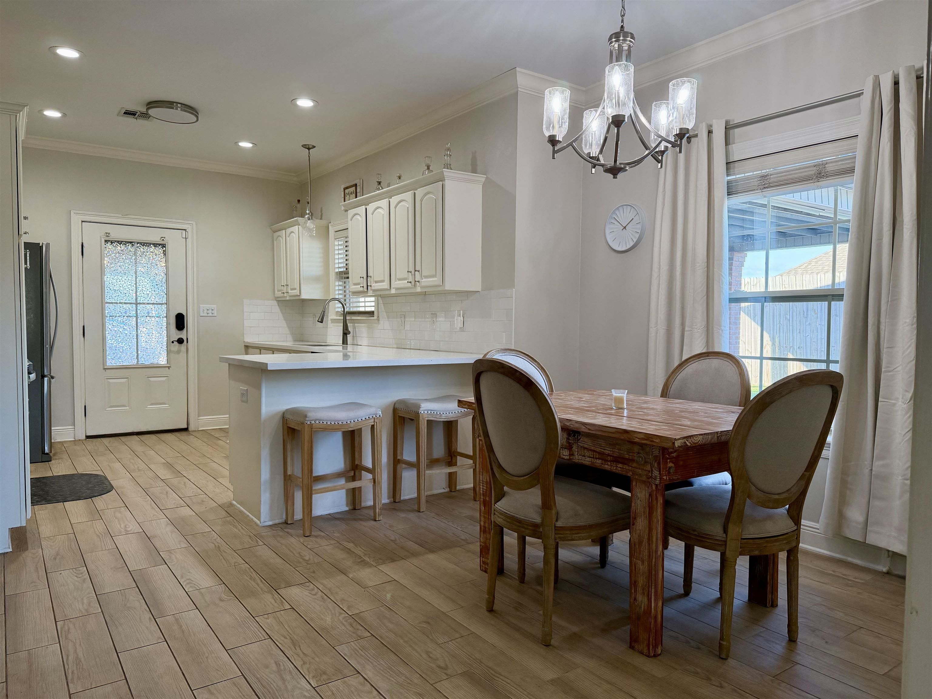 306 Inglewood Way
