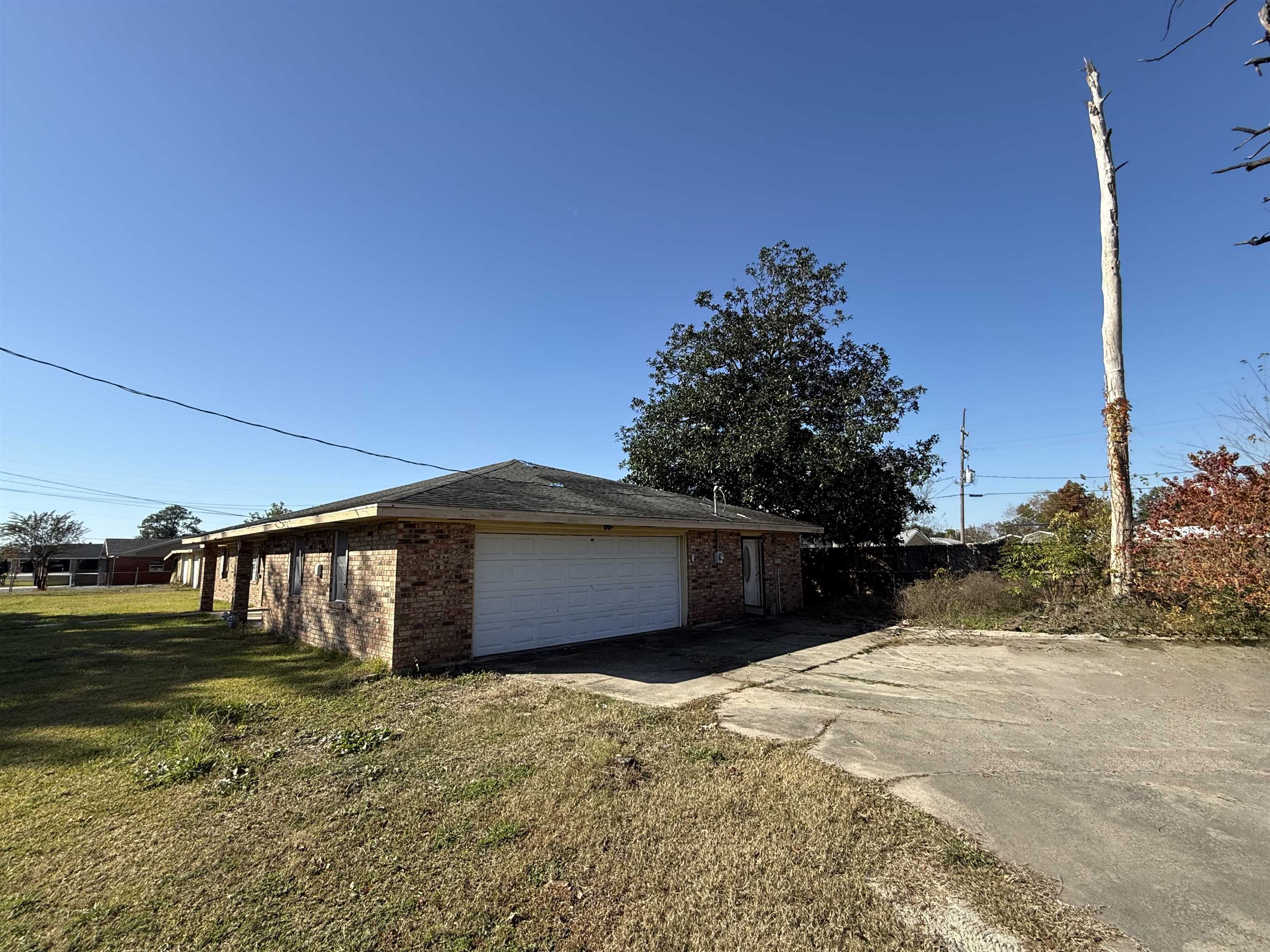 240 Willow D Street