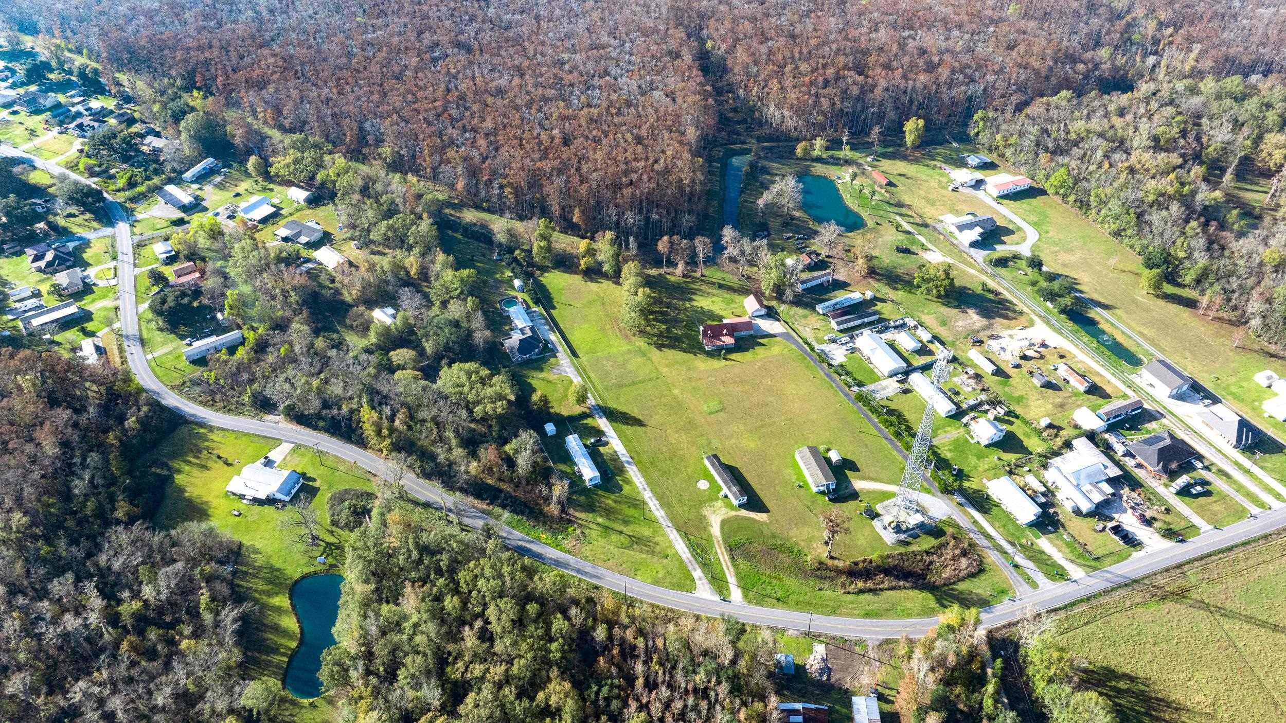 1582 Highway 307