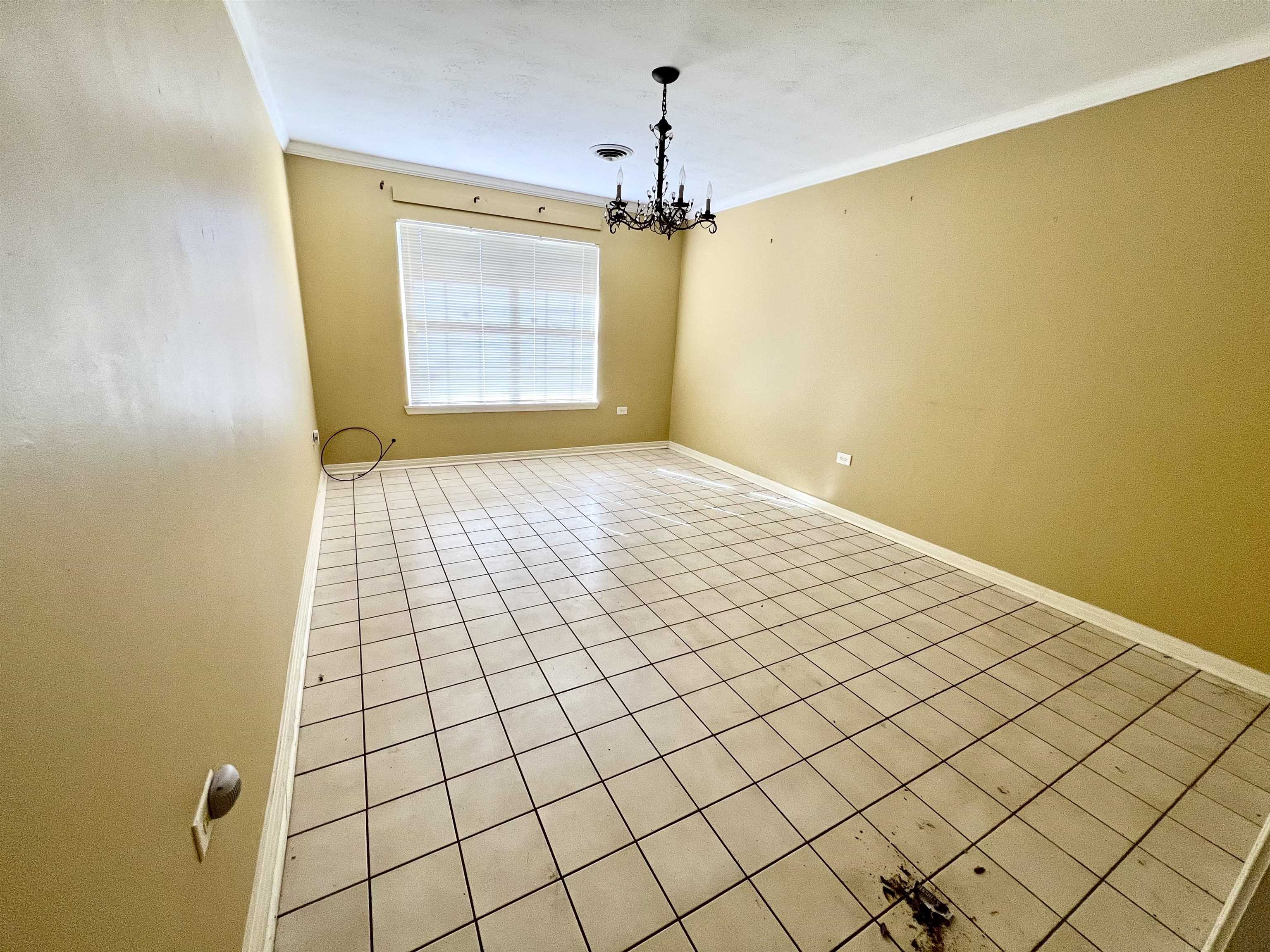 2204 Acadian Dr