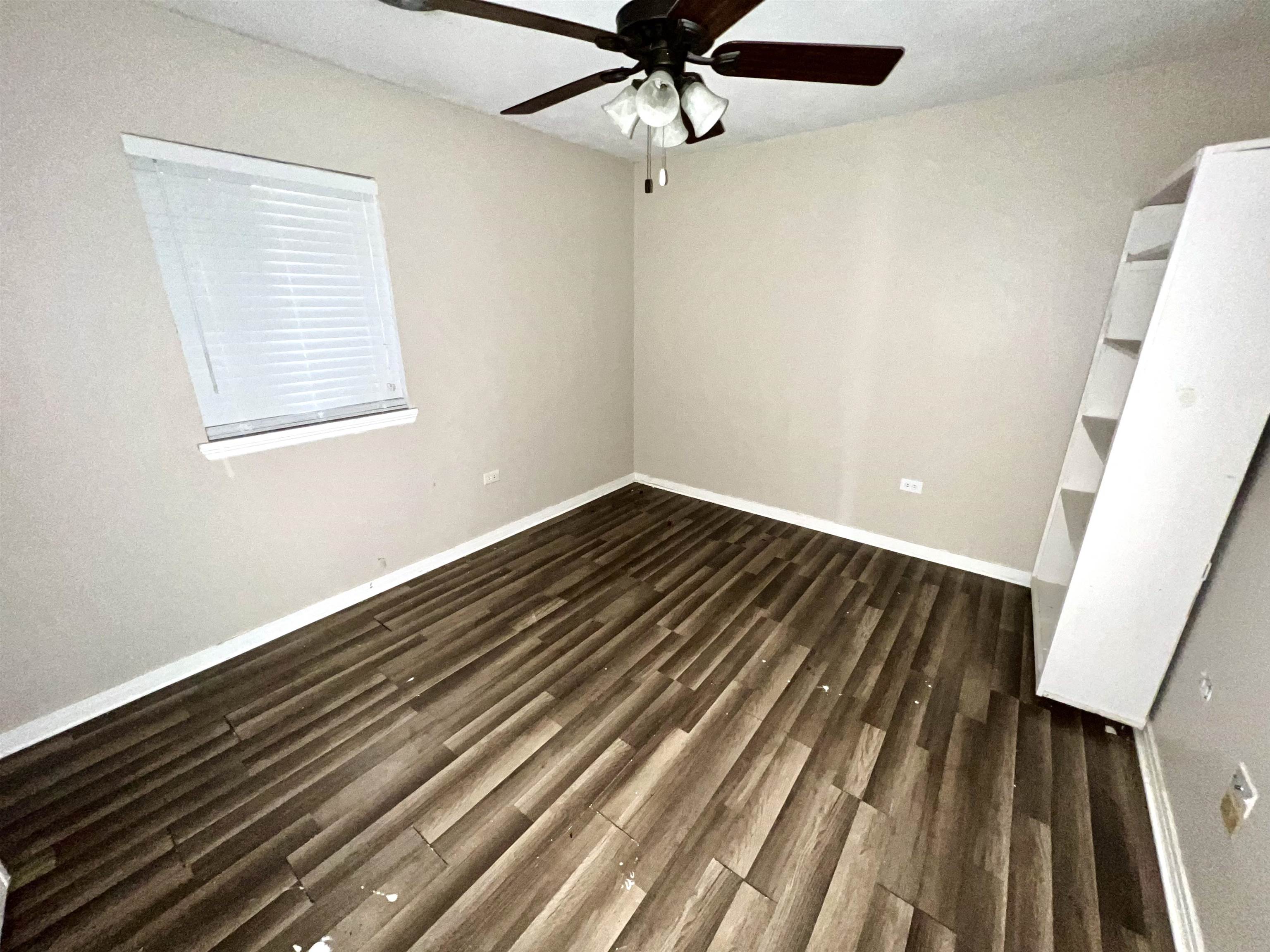 2204 Acadian Dr