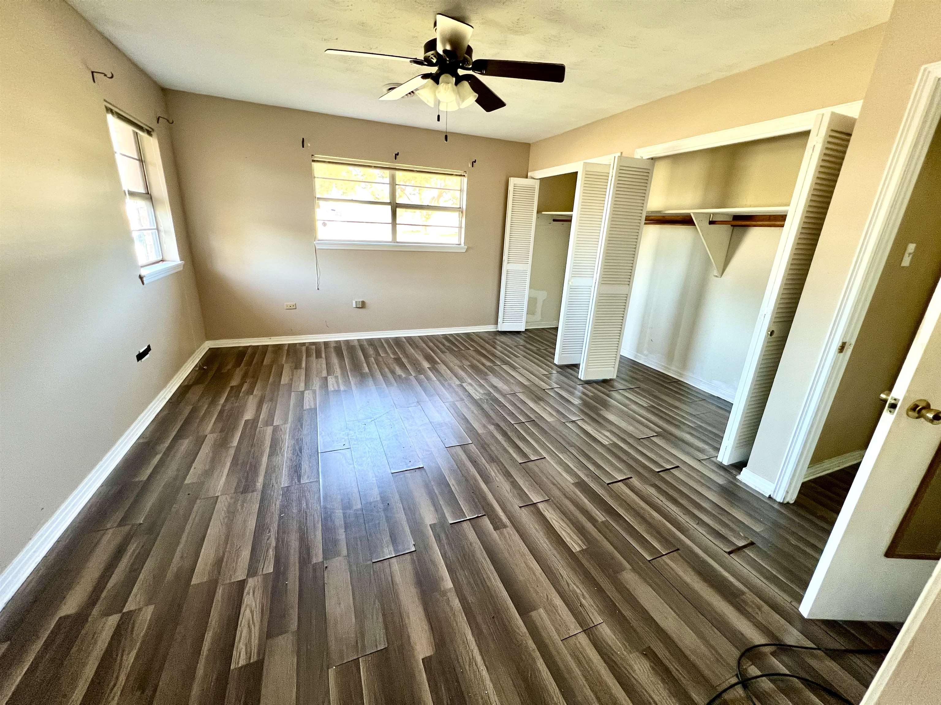 2204 Acadian Dr