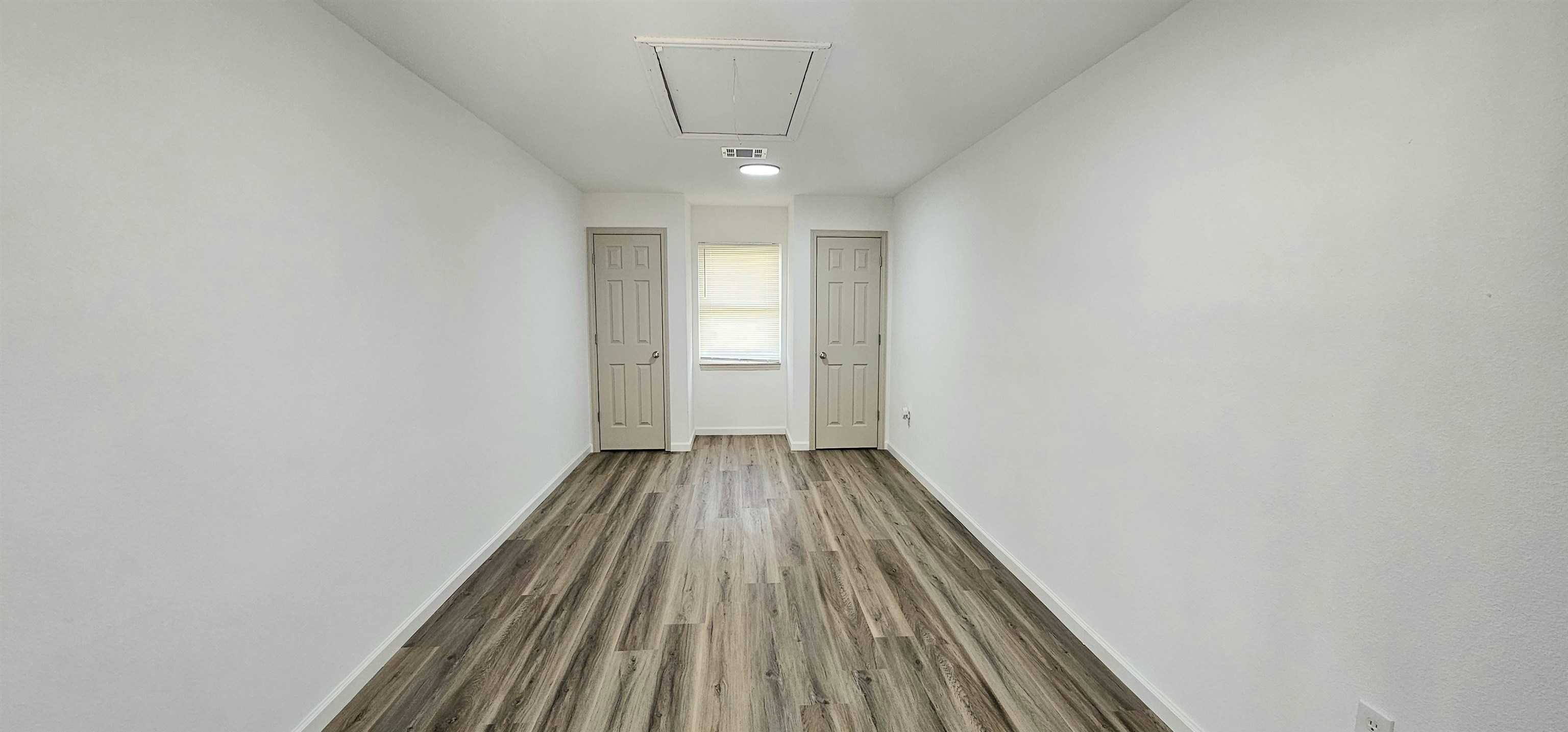 208 Sophie St