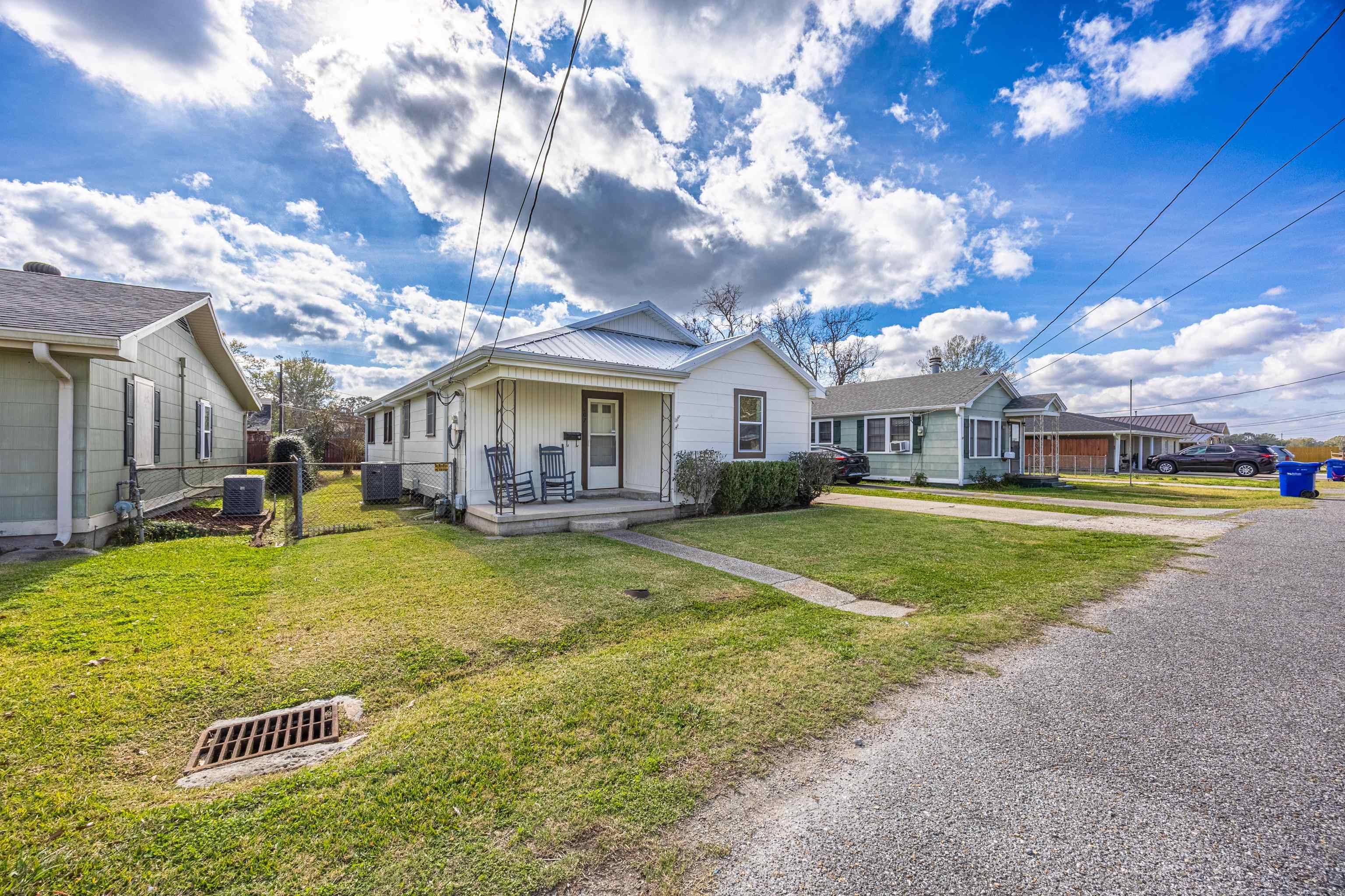 107 Vernon St