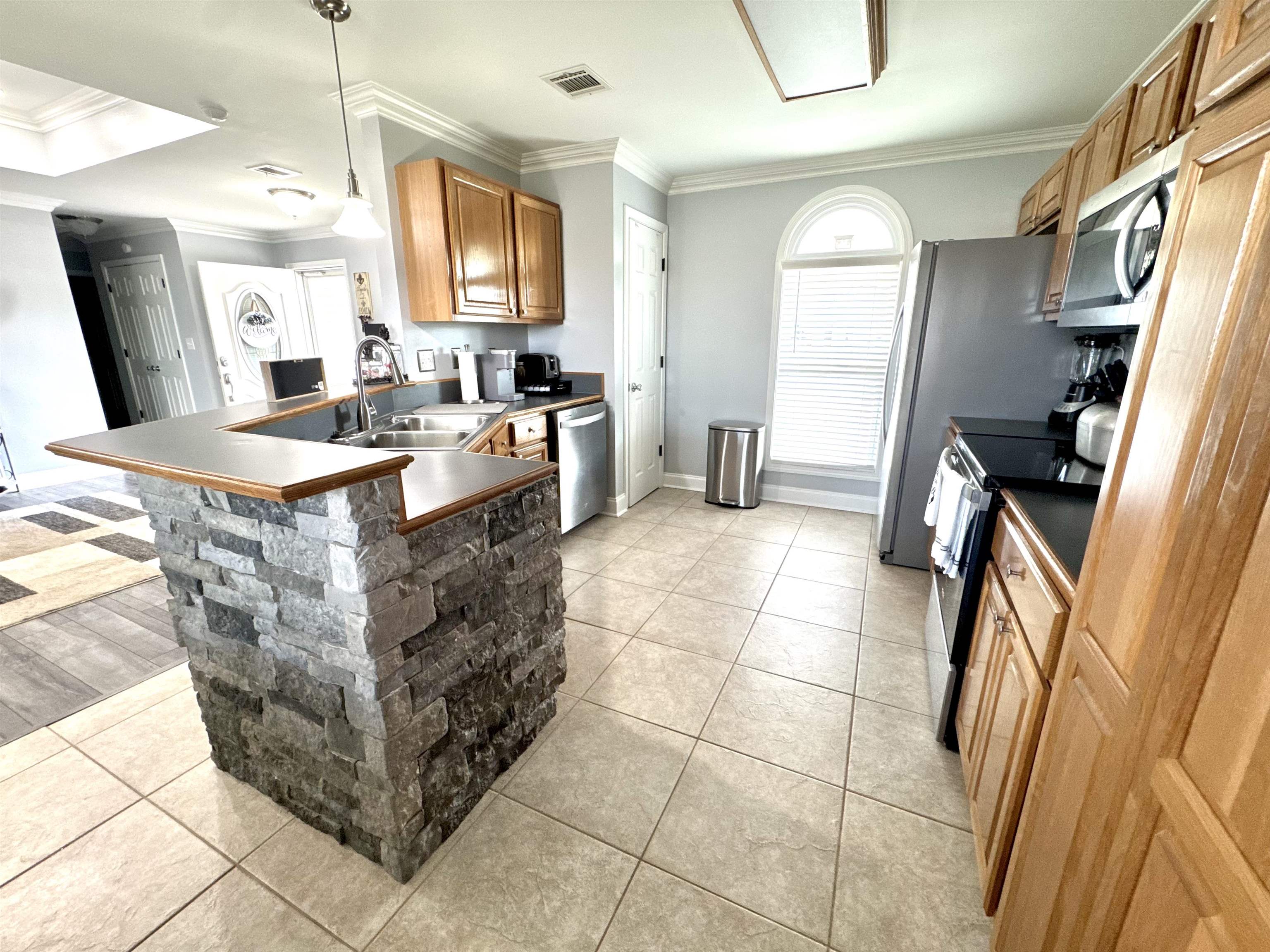 351 Daralyn Drive