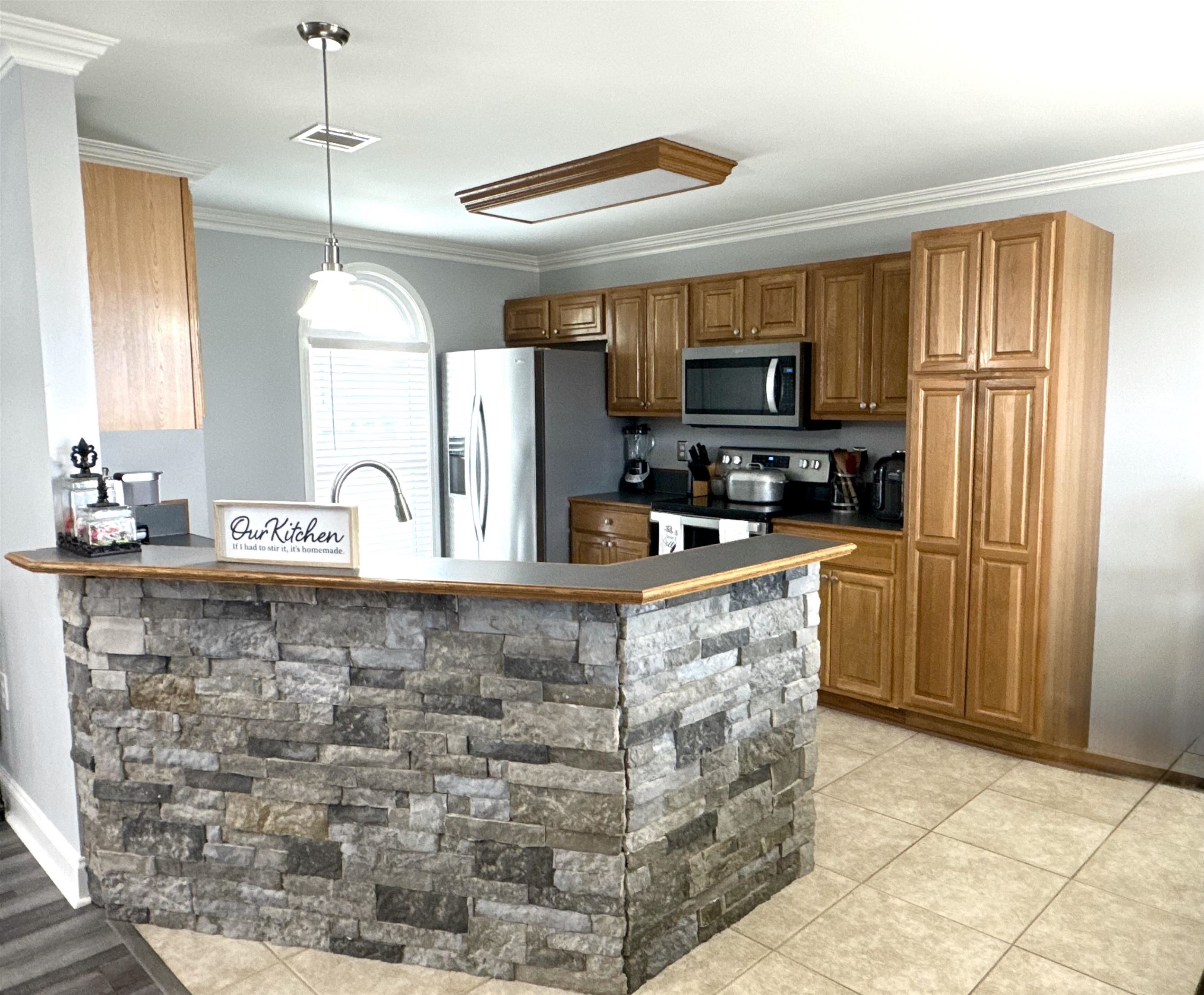 351 Daralyn Drive