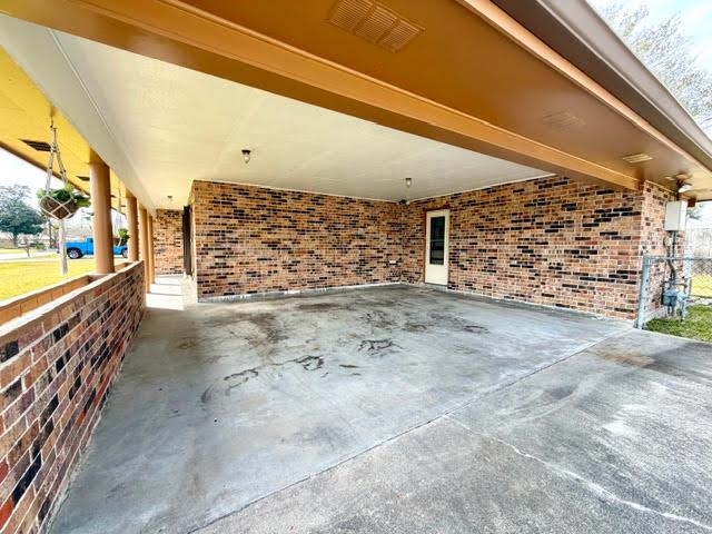 303 Swan Ave