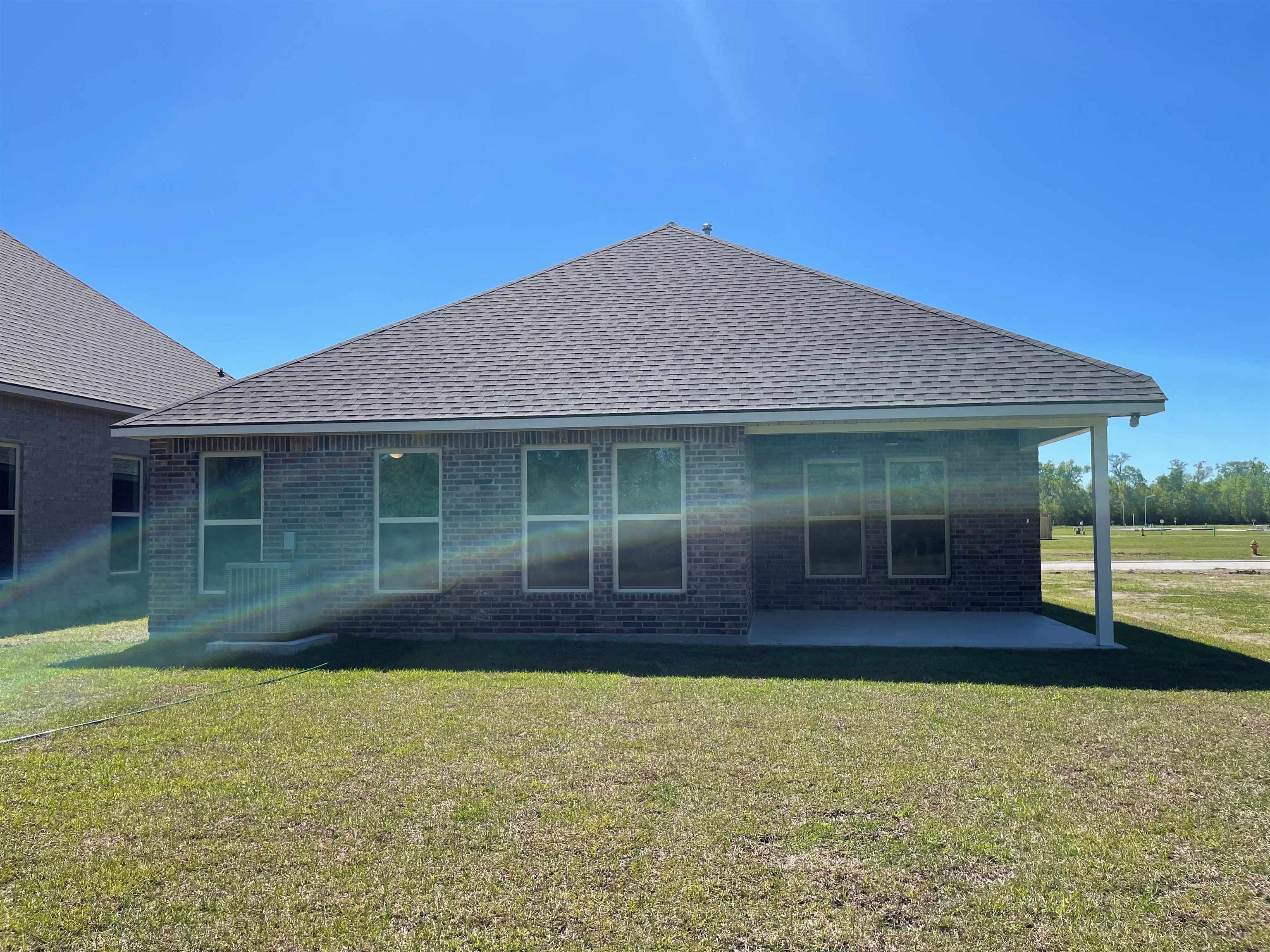 383 Rue Evangeline