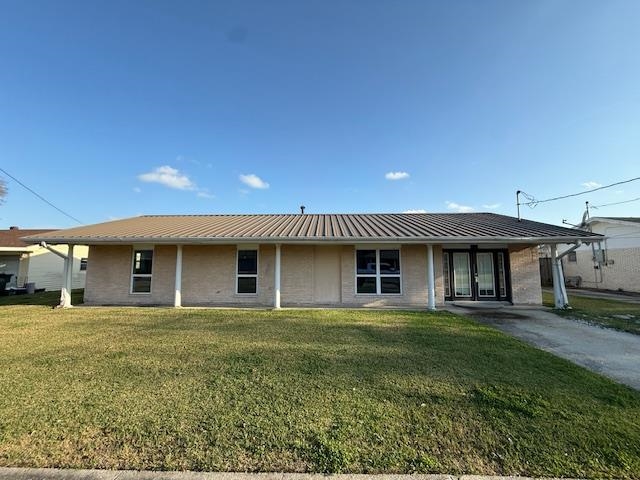 220 Glenwood Dr