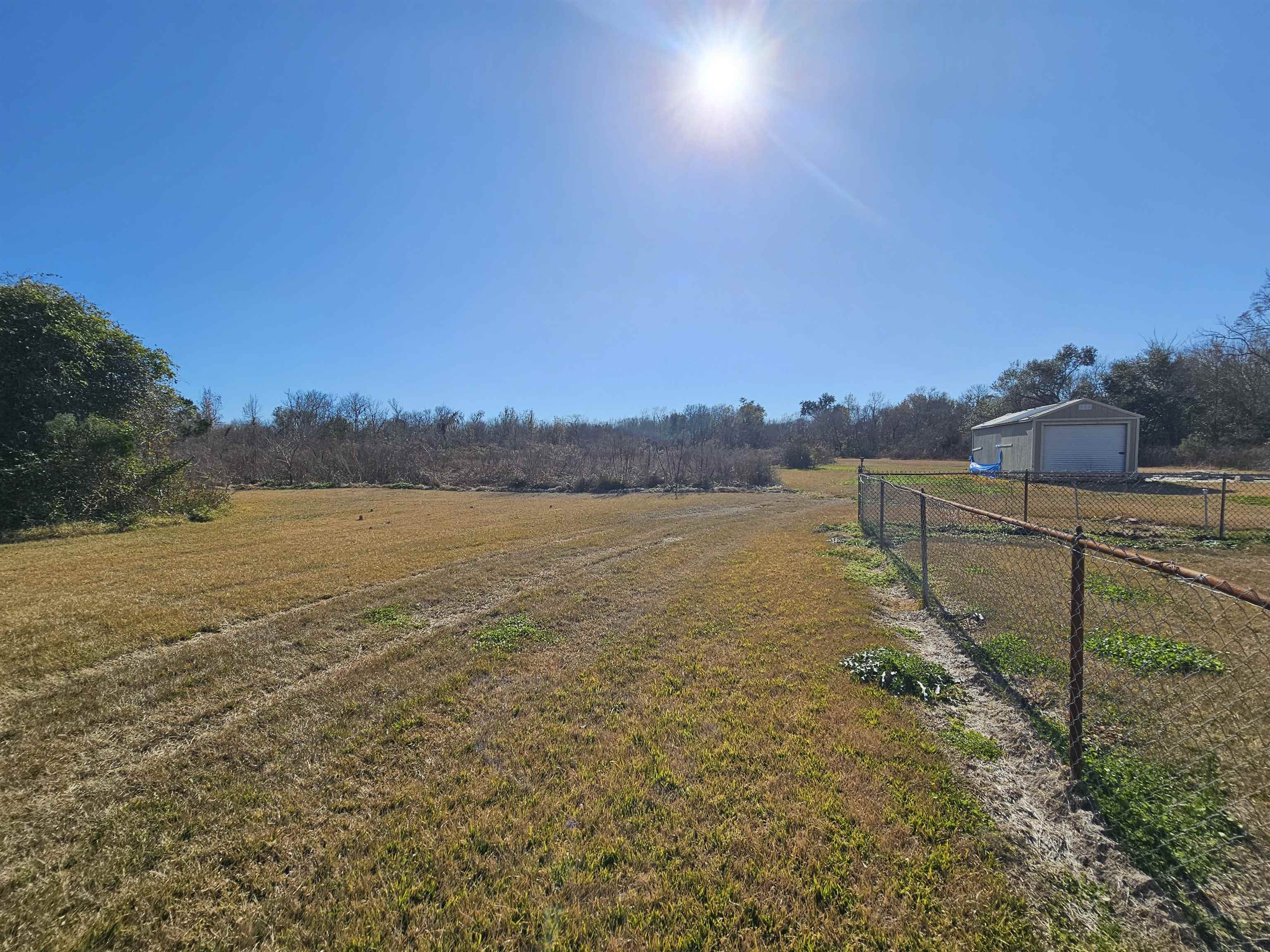 1762 Highway 665