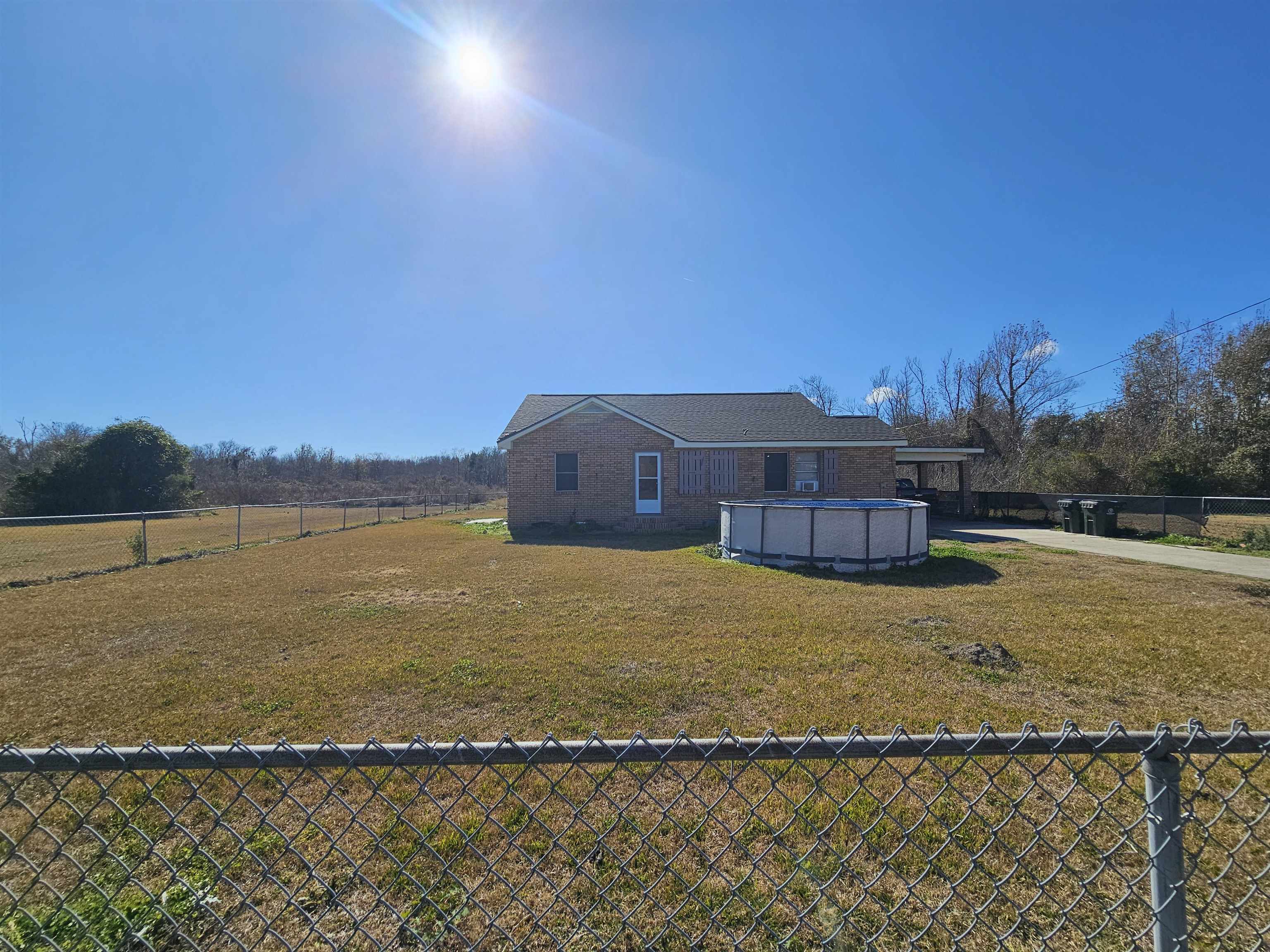 1762 Highway 665