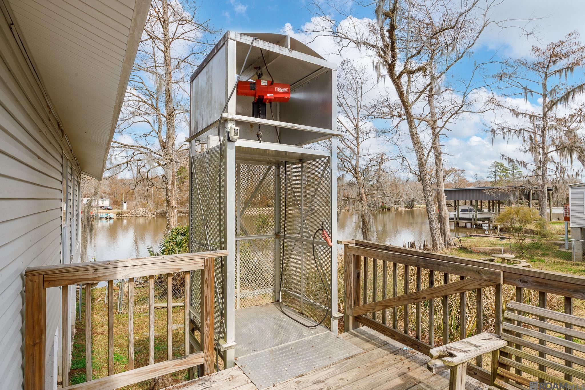 18739 River Bend Rd