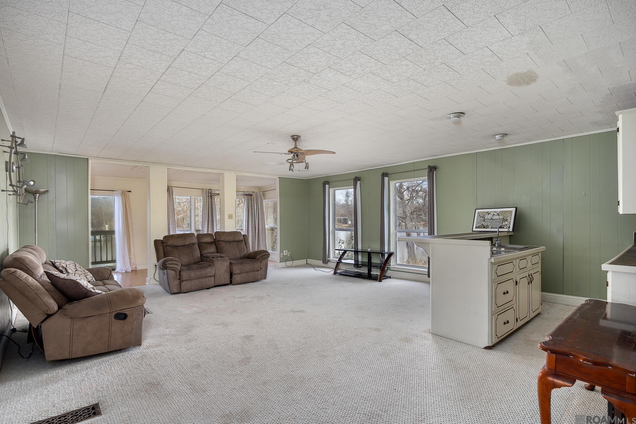 18739 River Bend Rd