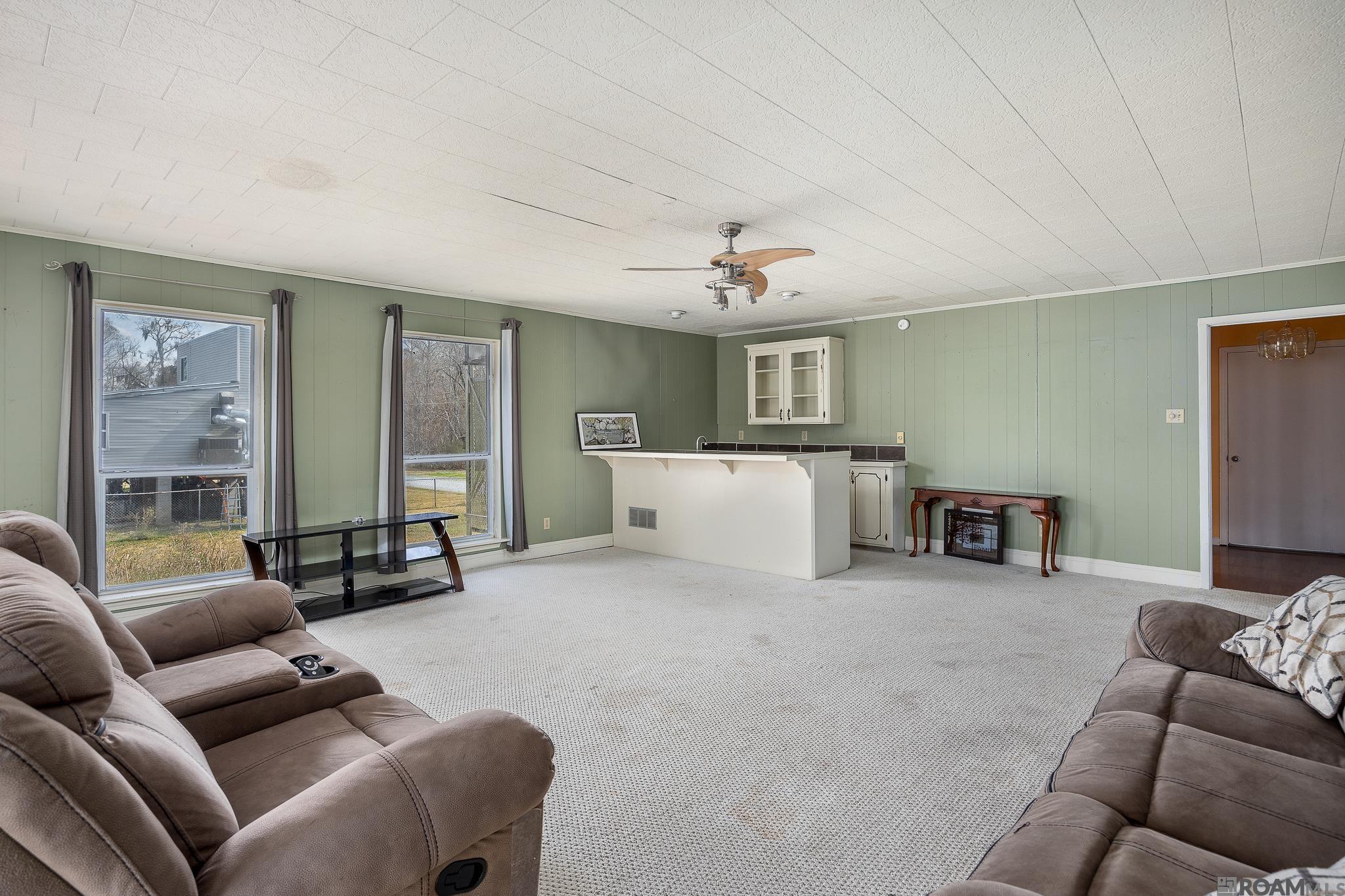 18739 River Bend Rd