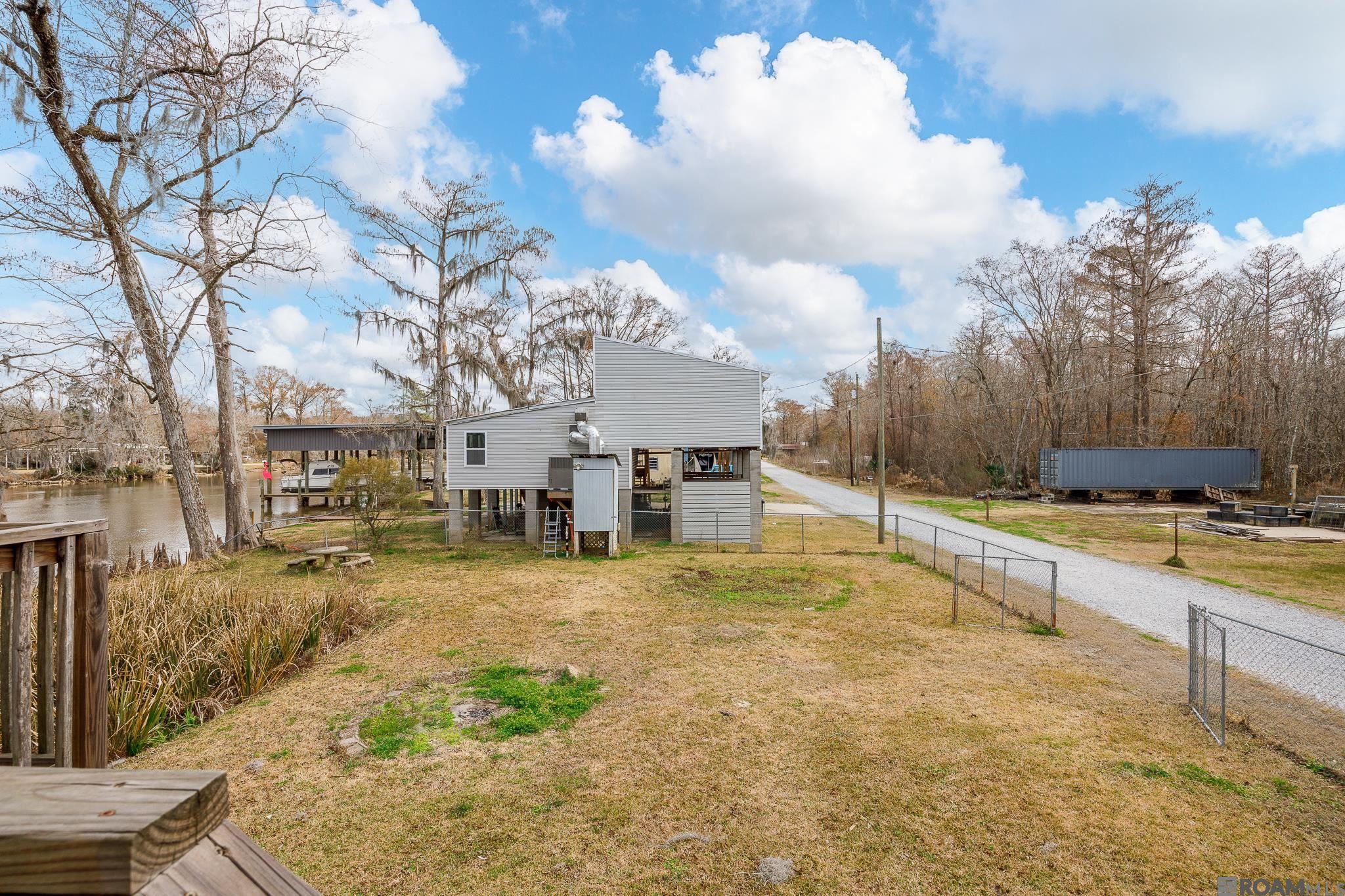 18739 River Bend Rd