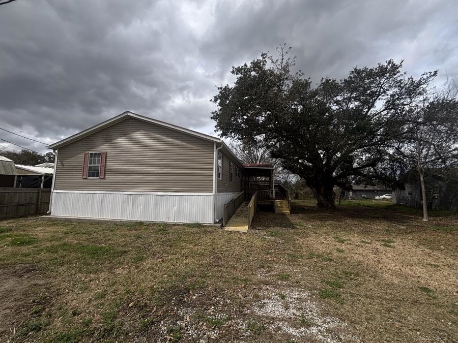 2300 Hwy 182