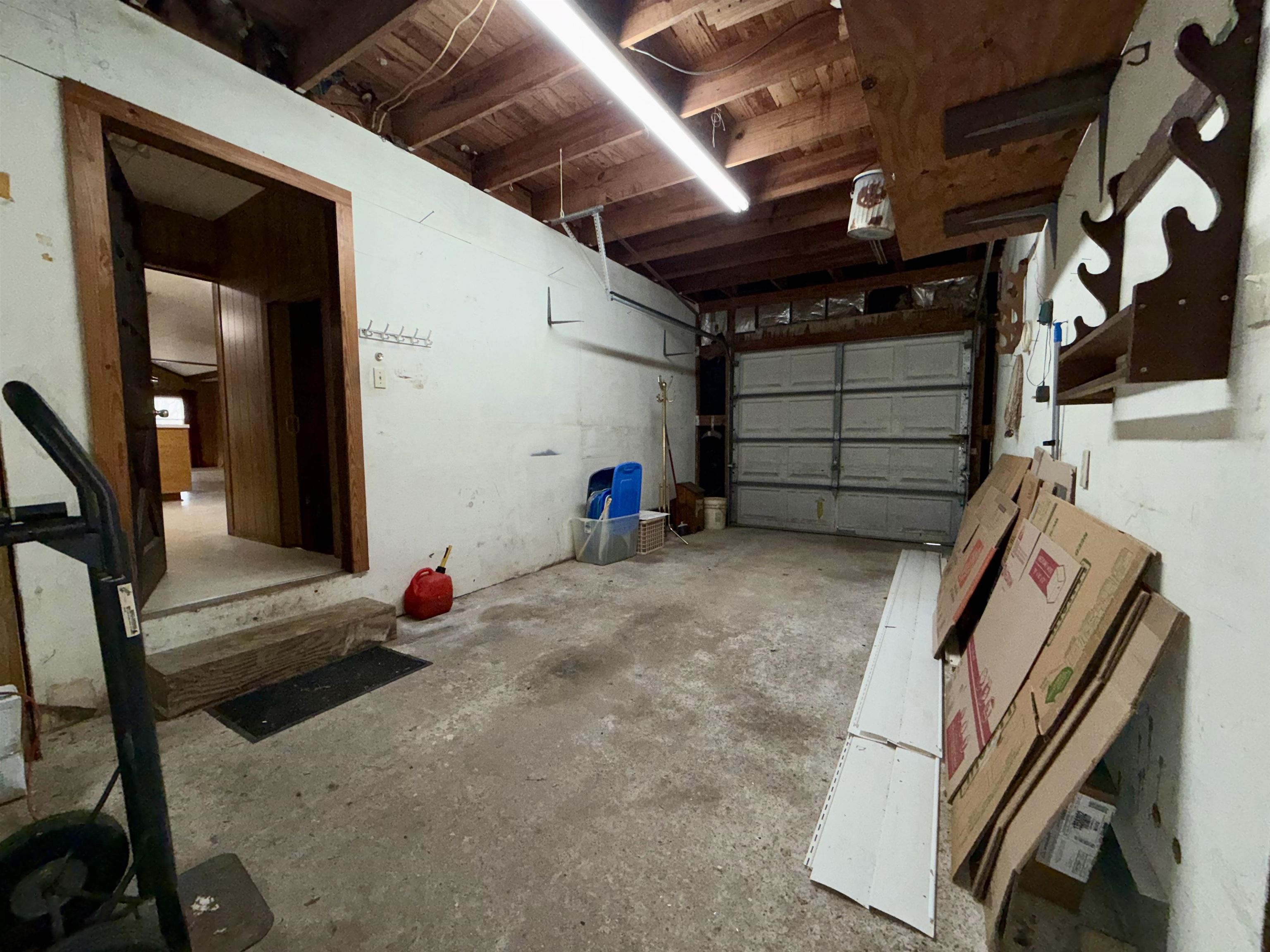 200 Plum St