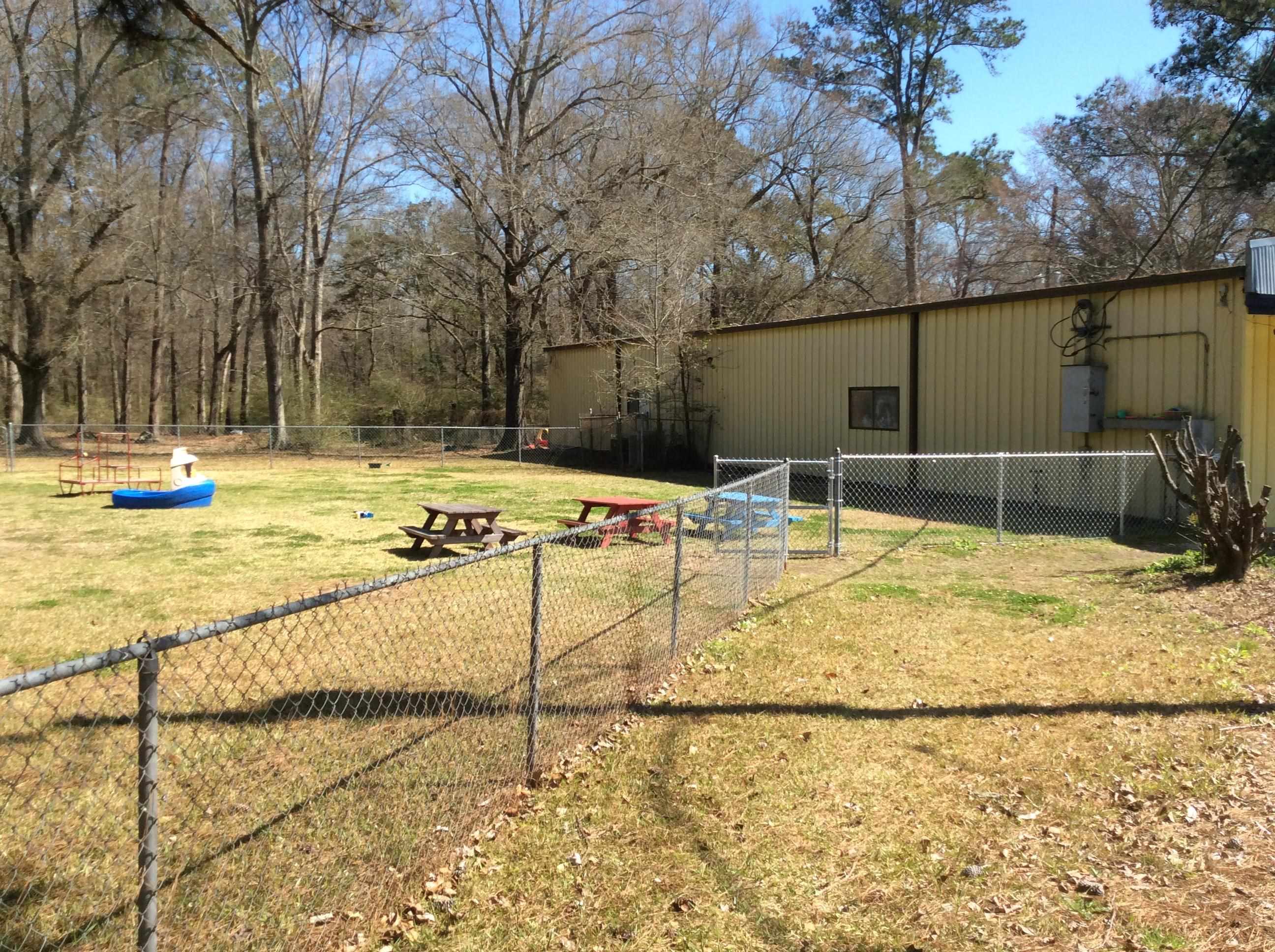 17013 N I-12 Service Road